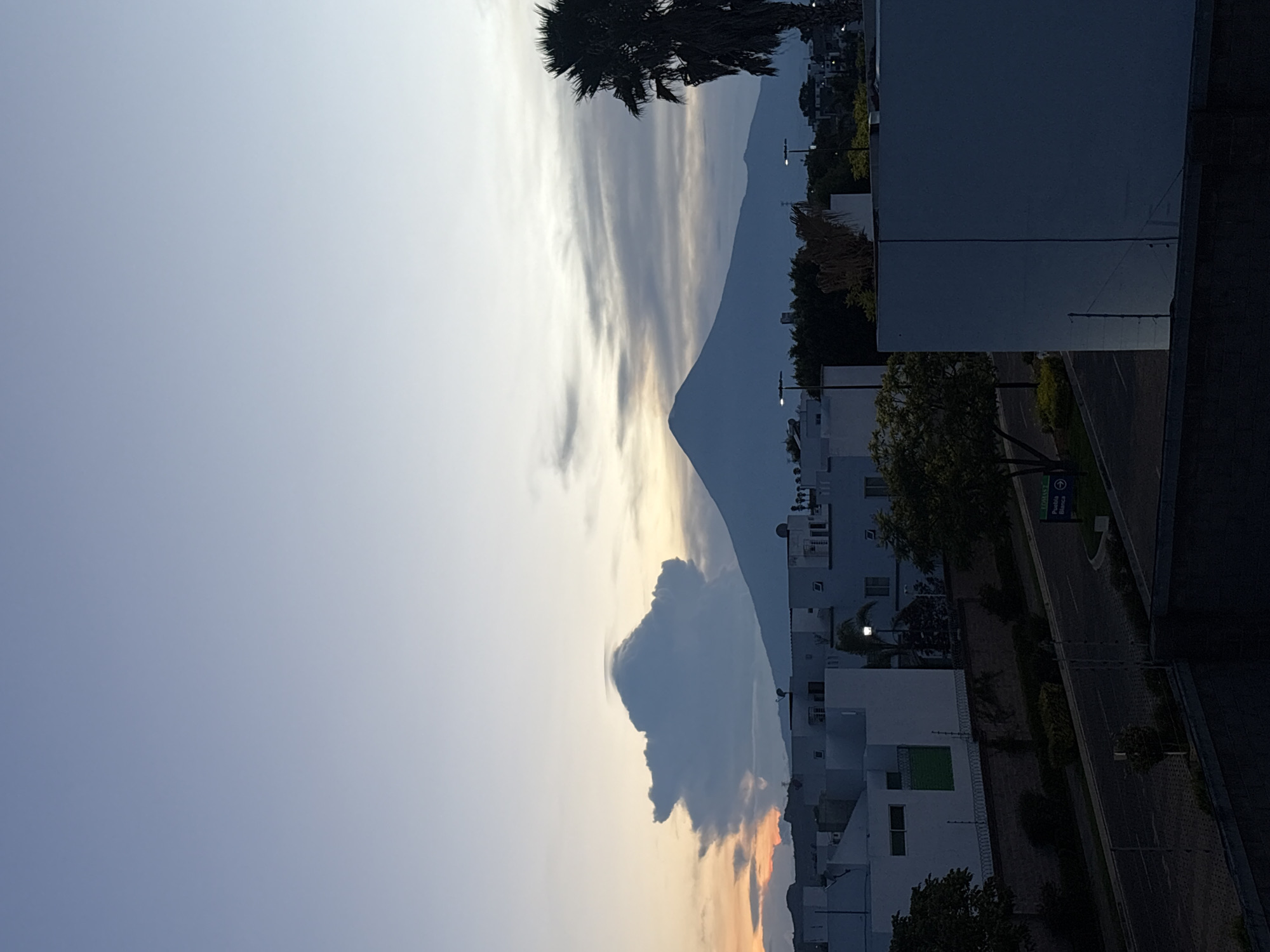 Morning smoothie prep with volcano views in Tlaxcalancingo