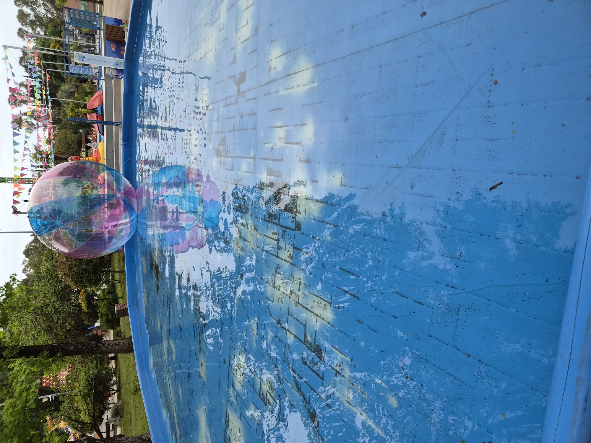 Morning visit captures Disney-themed amusement park attractions in Sochi