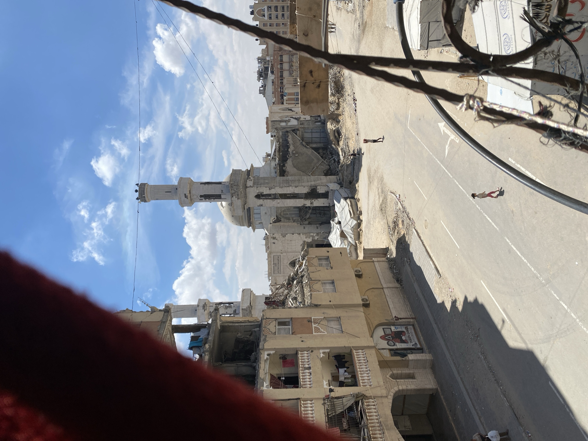 Daily life continues in war-damaged Khan Yunis refugee areas
