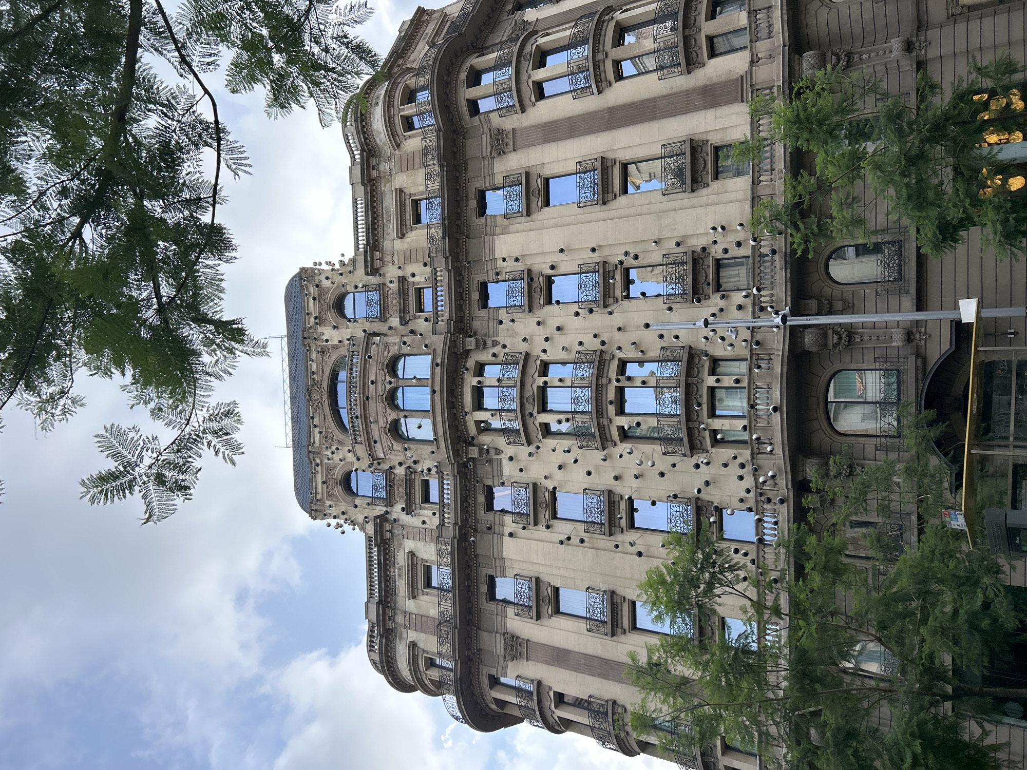 Afternoon loop through Barcelona's Gothic Quarter and Cathedral