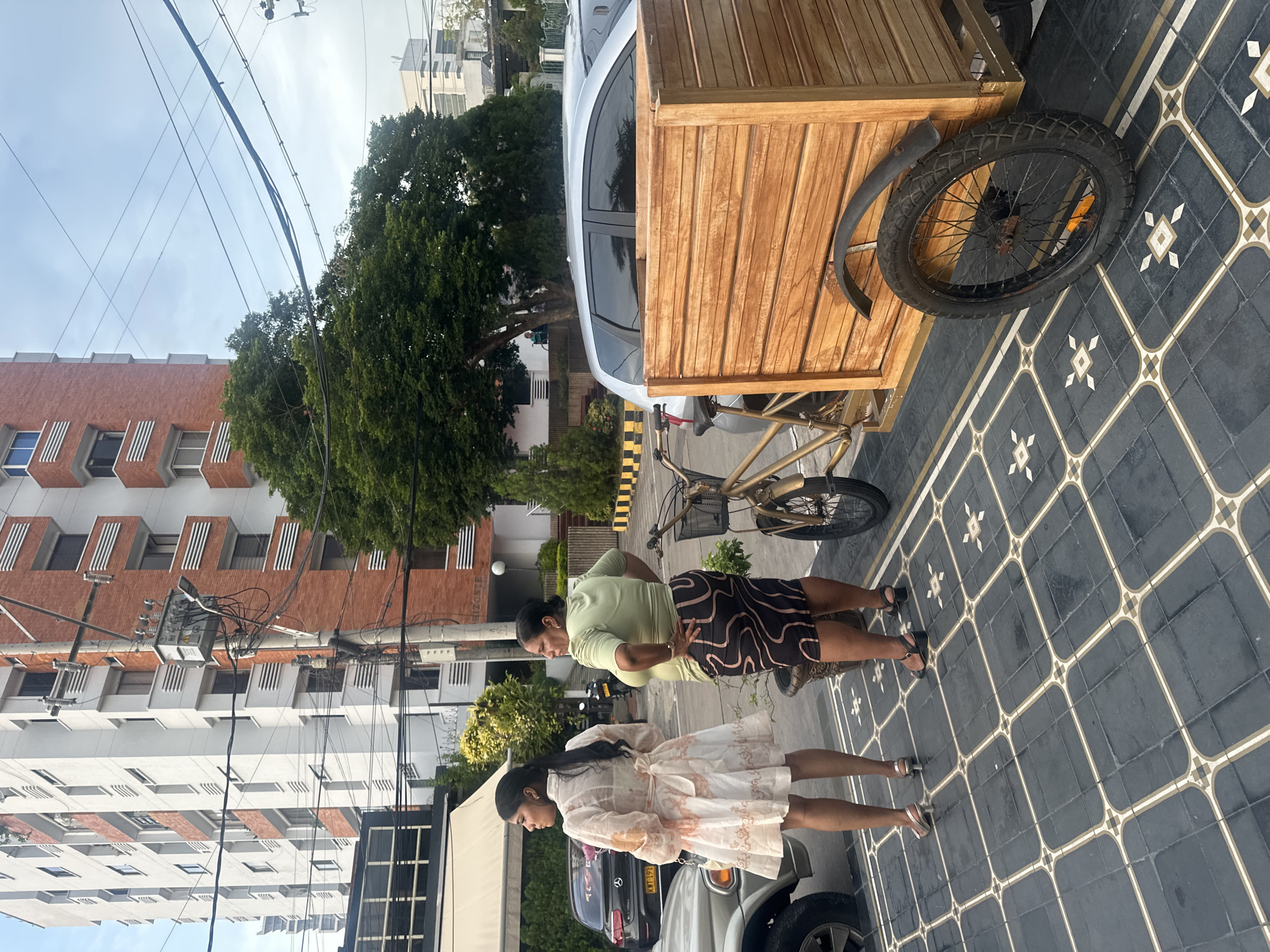 Evening architectural tour through central Barranquilla neighborhoods