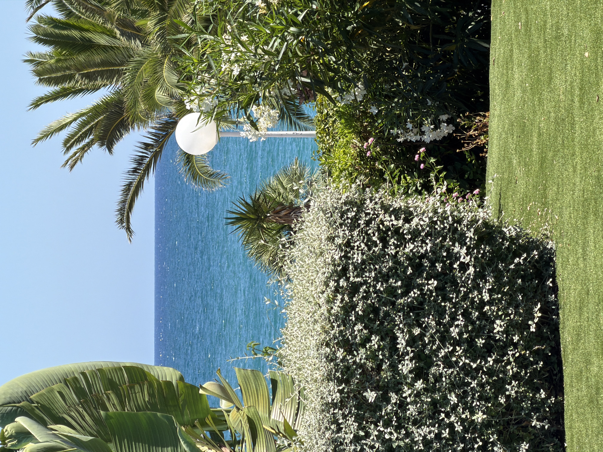 Poolside afternoon at a coastal villa in Alcalà de Xivert