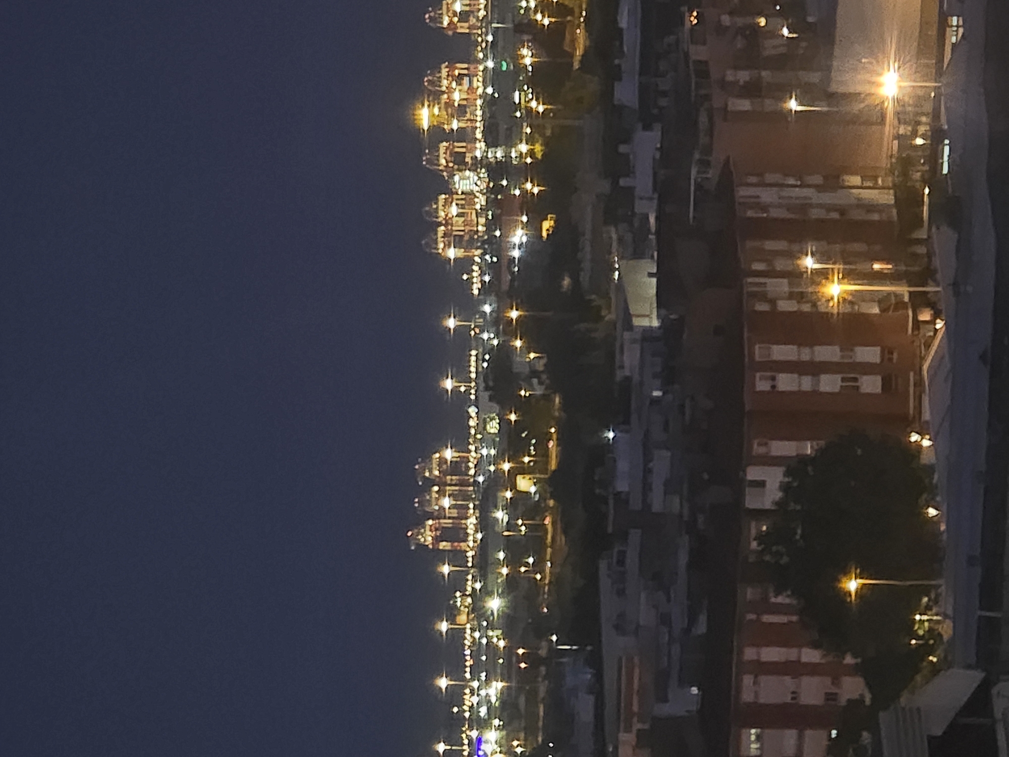 Quiet evening scenes along a leafy path in Cornellà