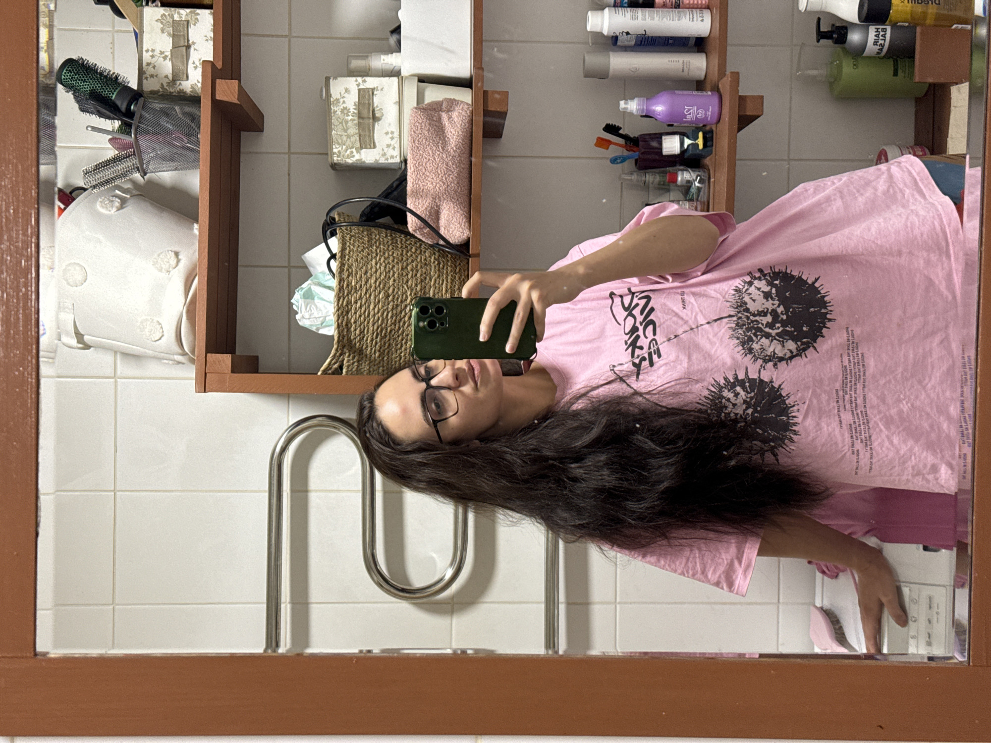 Morning routine documented in Krasnoyarsk includes breakfast, music browsing
