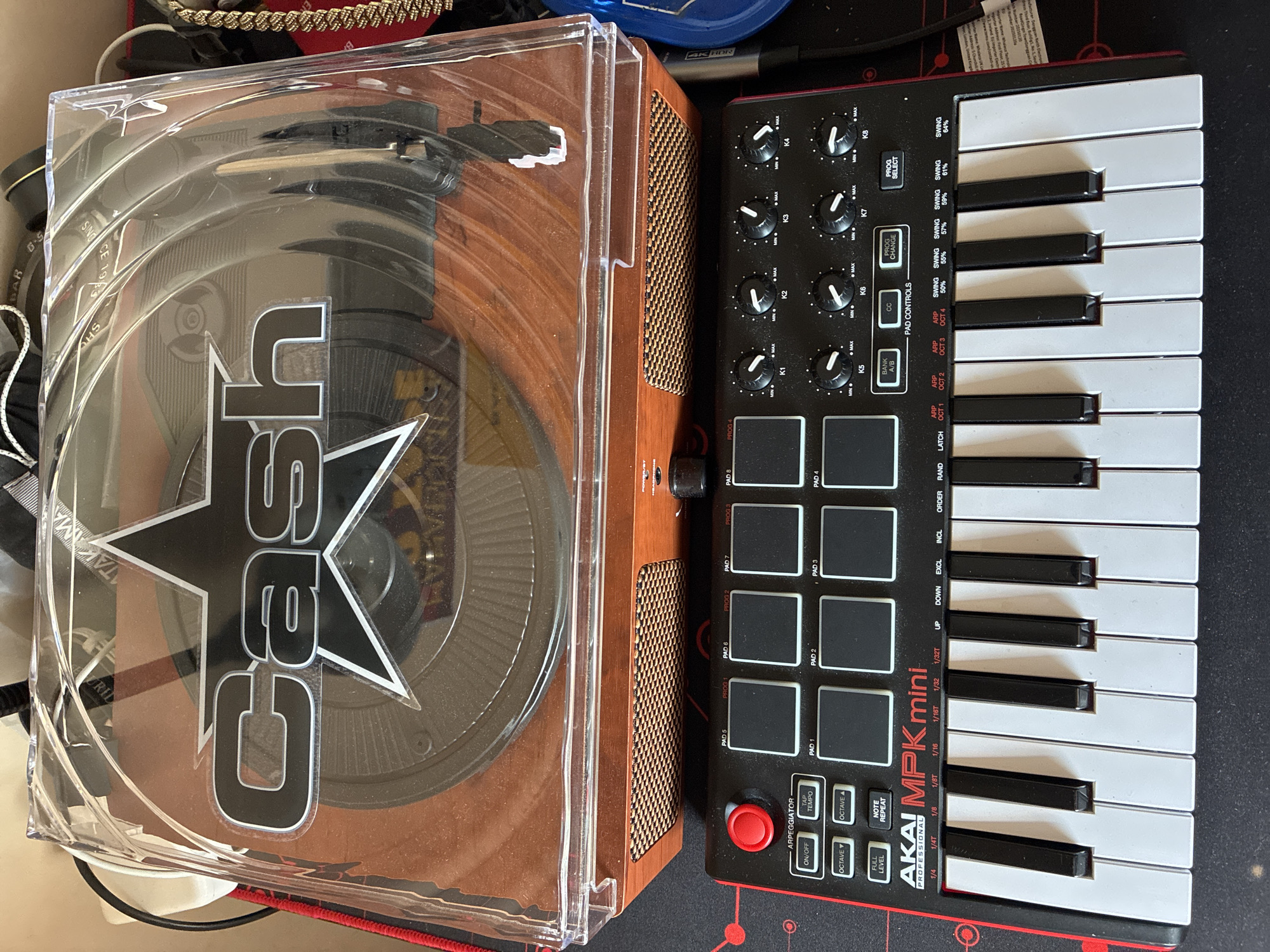Music equipment and skateboard display documented in Spanish suburb