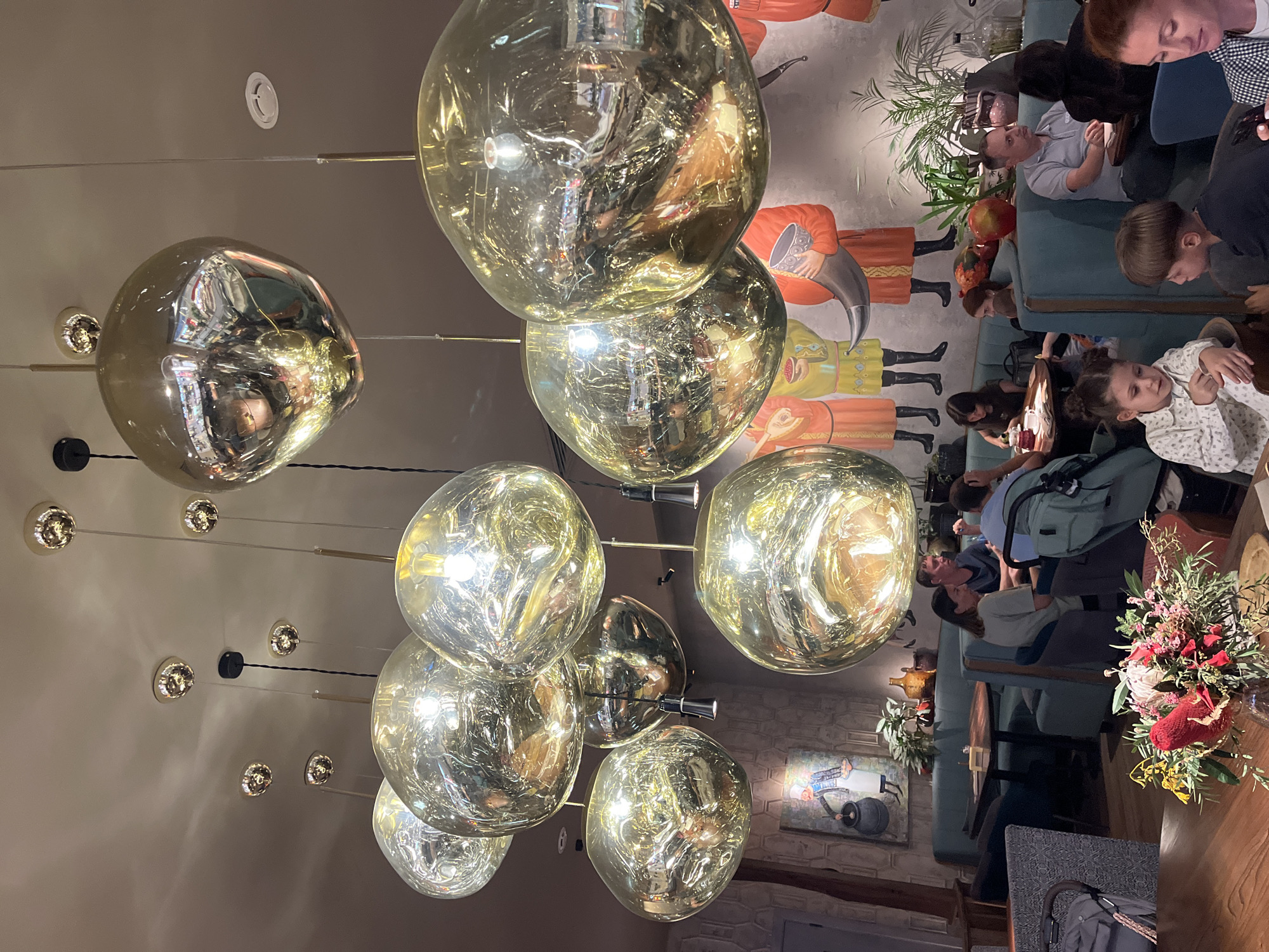 Dinner at a Khimki restaurant, food and atmosphere on show