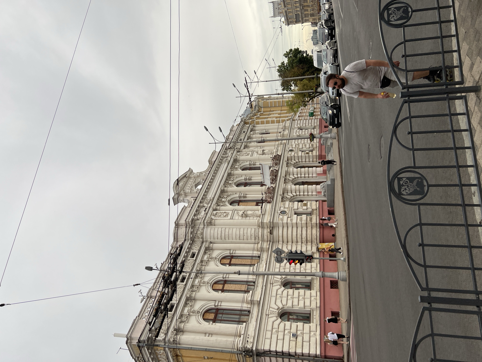 Afternoon in Kharkiv: metro platforms and city streets