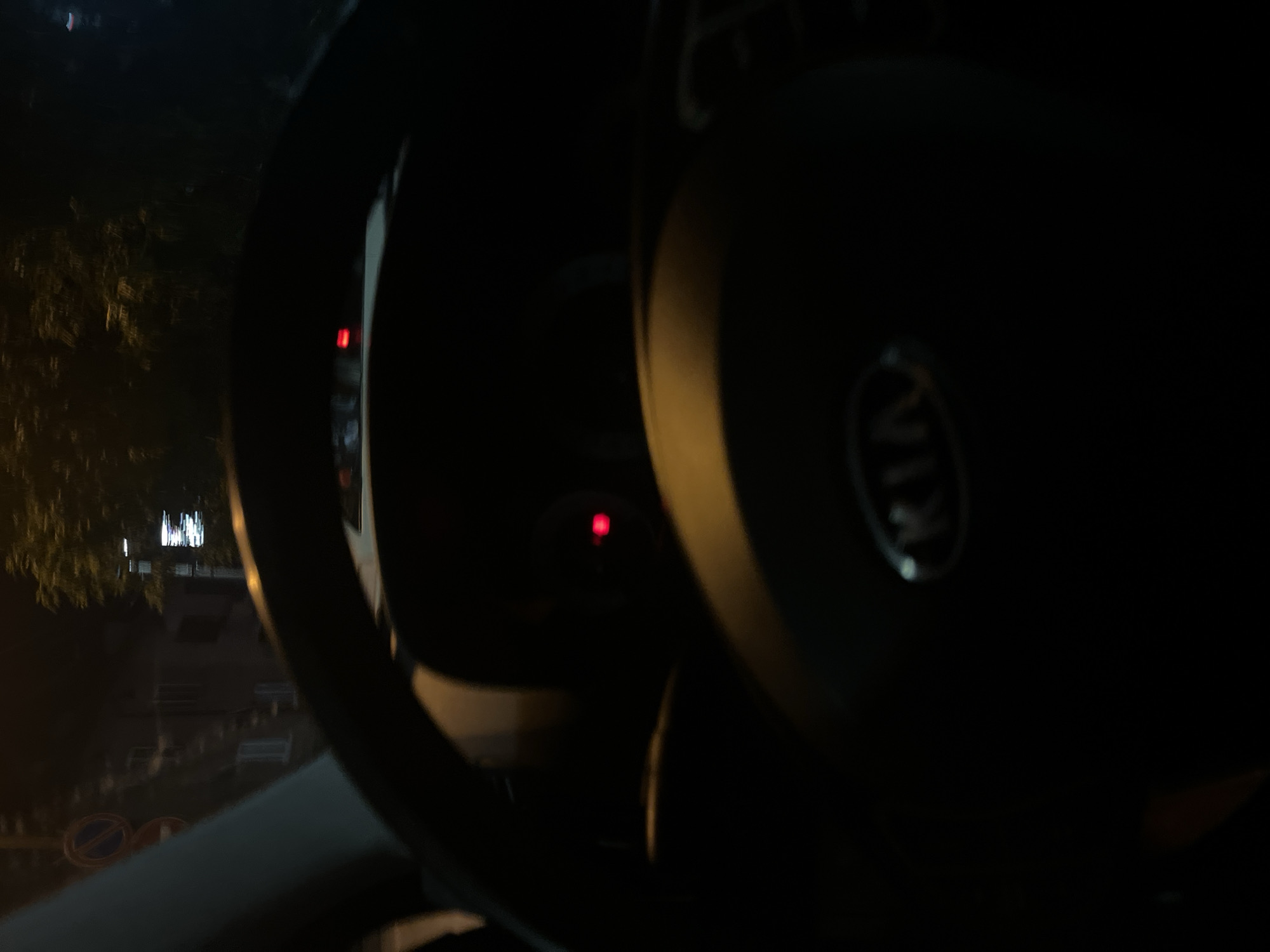 Nighttime drive documented through Blagoevgrad streets in Kia vehicle