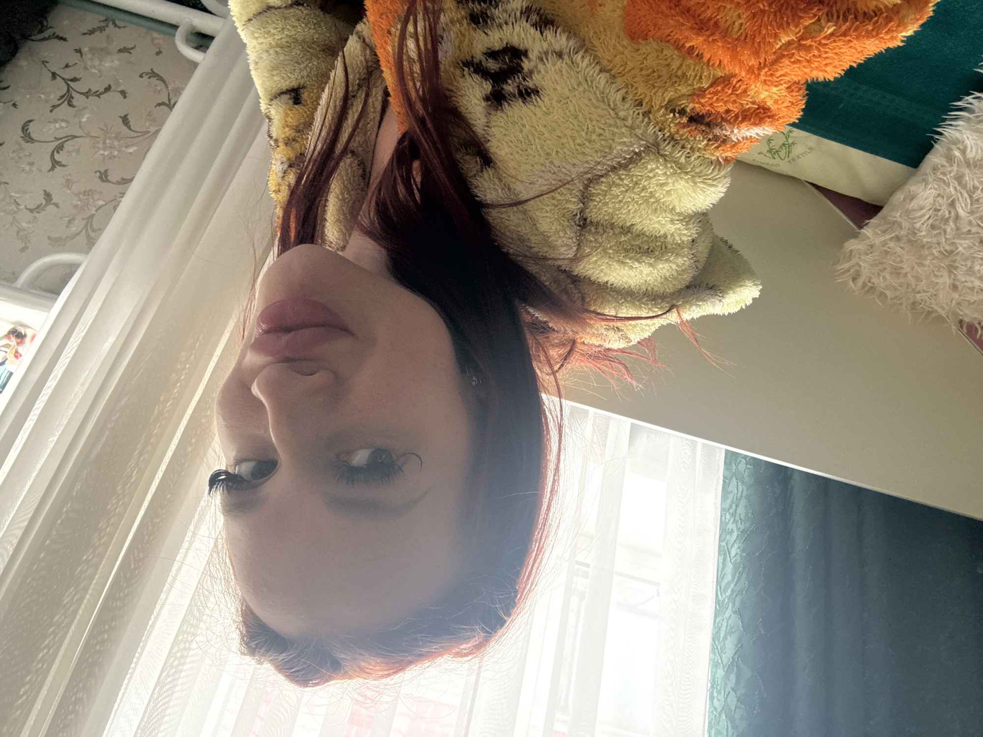 Woman photographed in multiple poses in Simferopol morning session