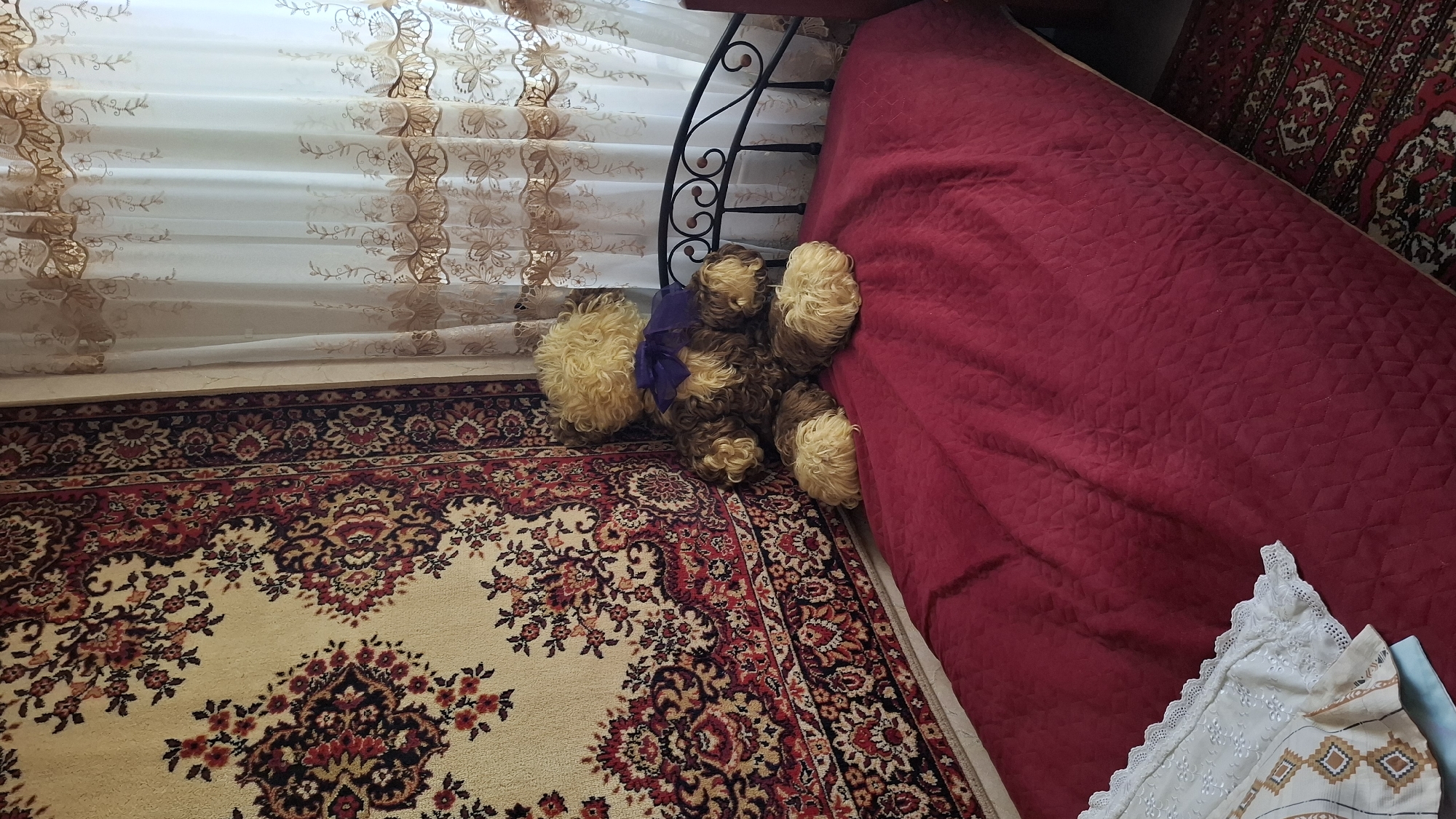 Inside a Shymkent home: décor, keepsakes, and kitchen staples