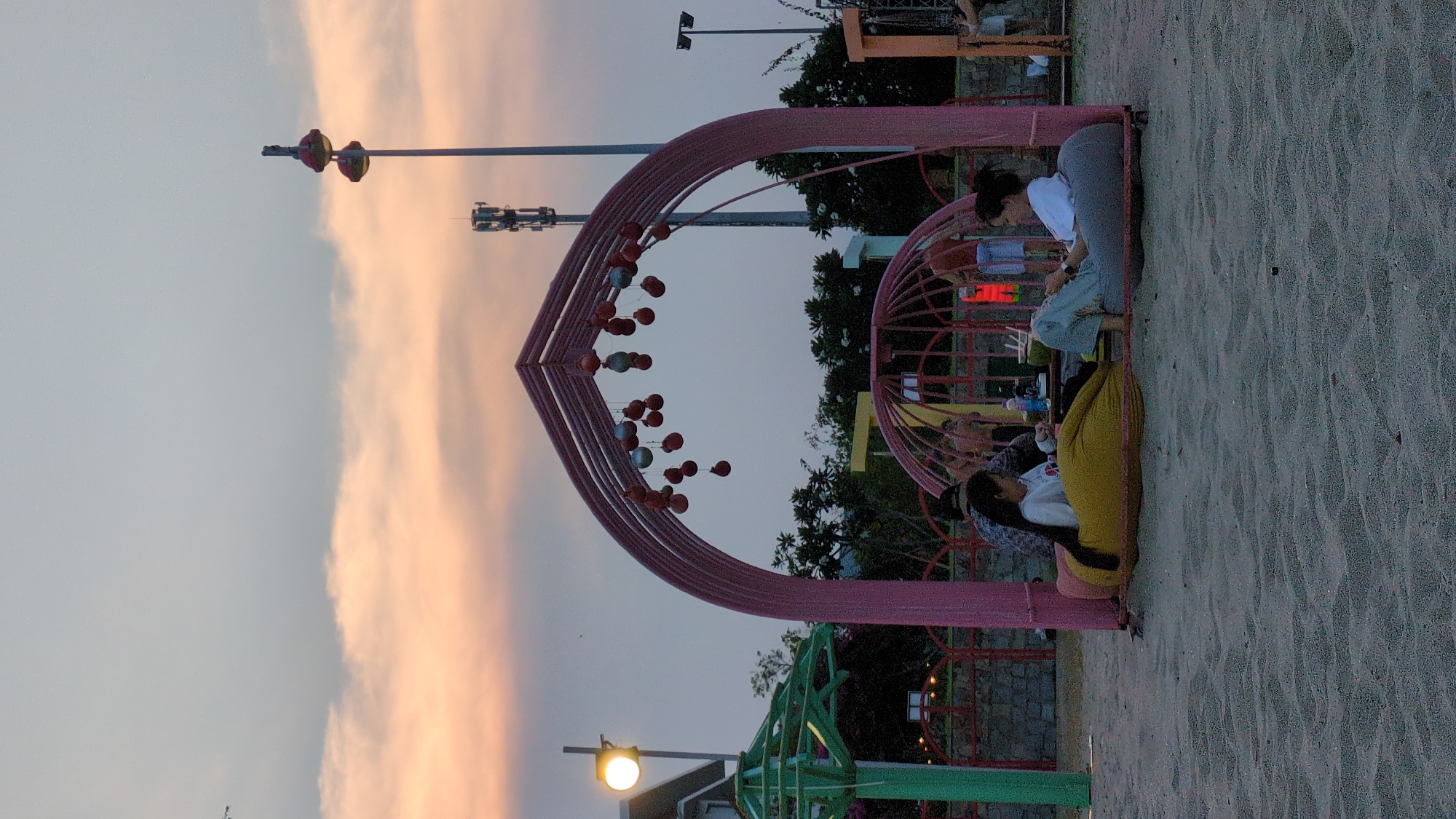 Busy beach day and evening activities documented in Khánh Hải