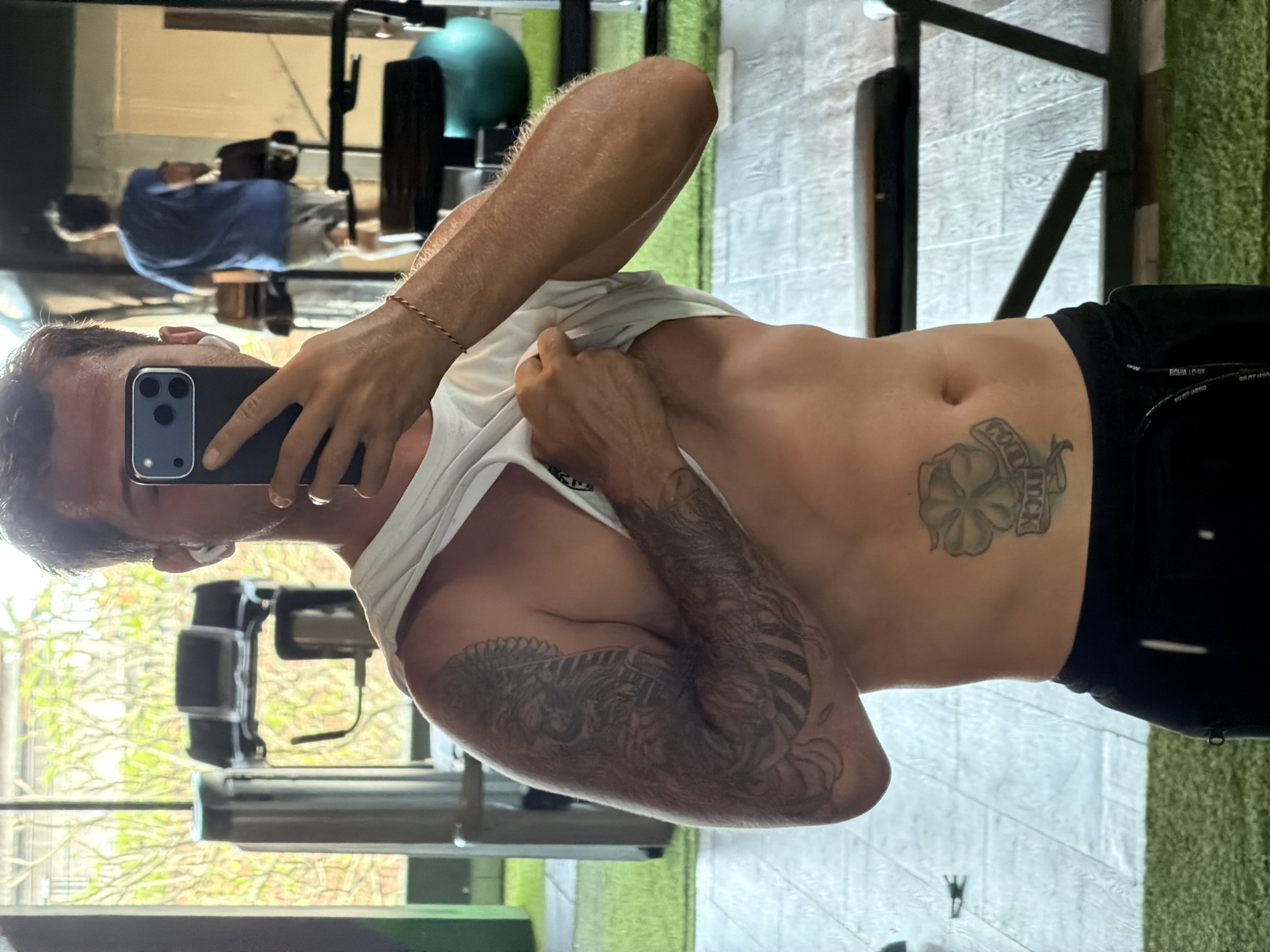 Man documents morning workout routine at Ubud gym