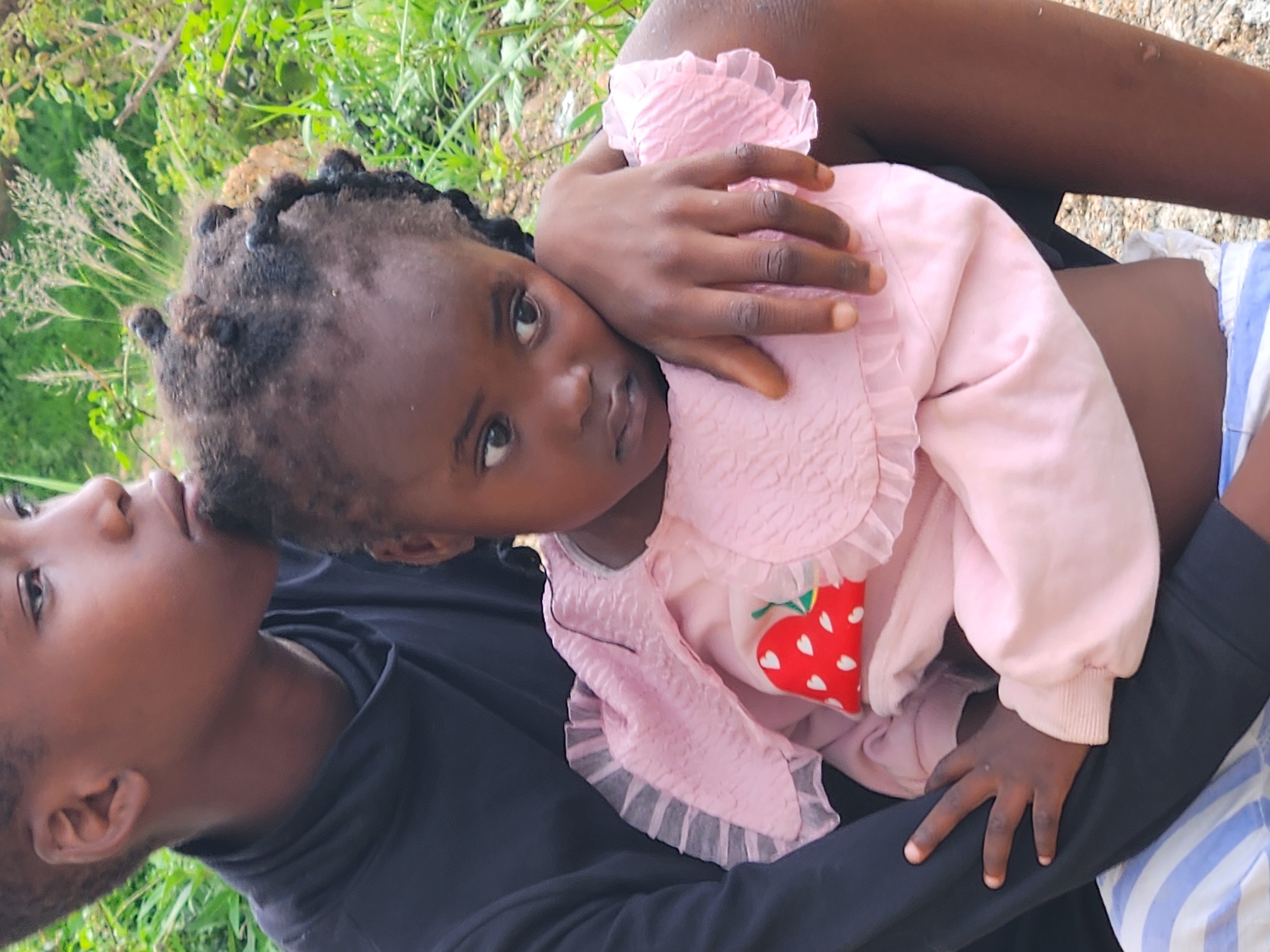 Afternoon moments in Jos: children playing and quiet scenes