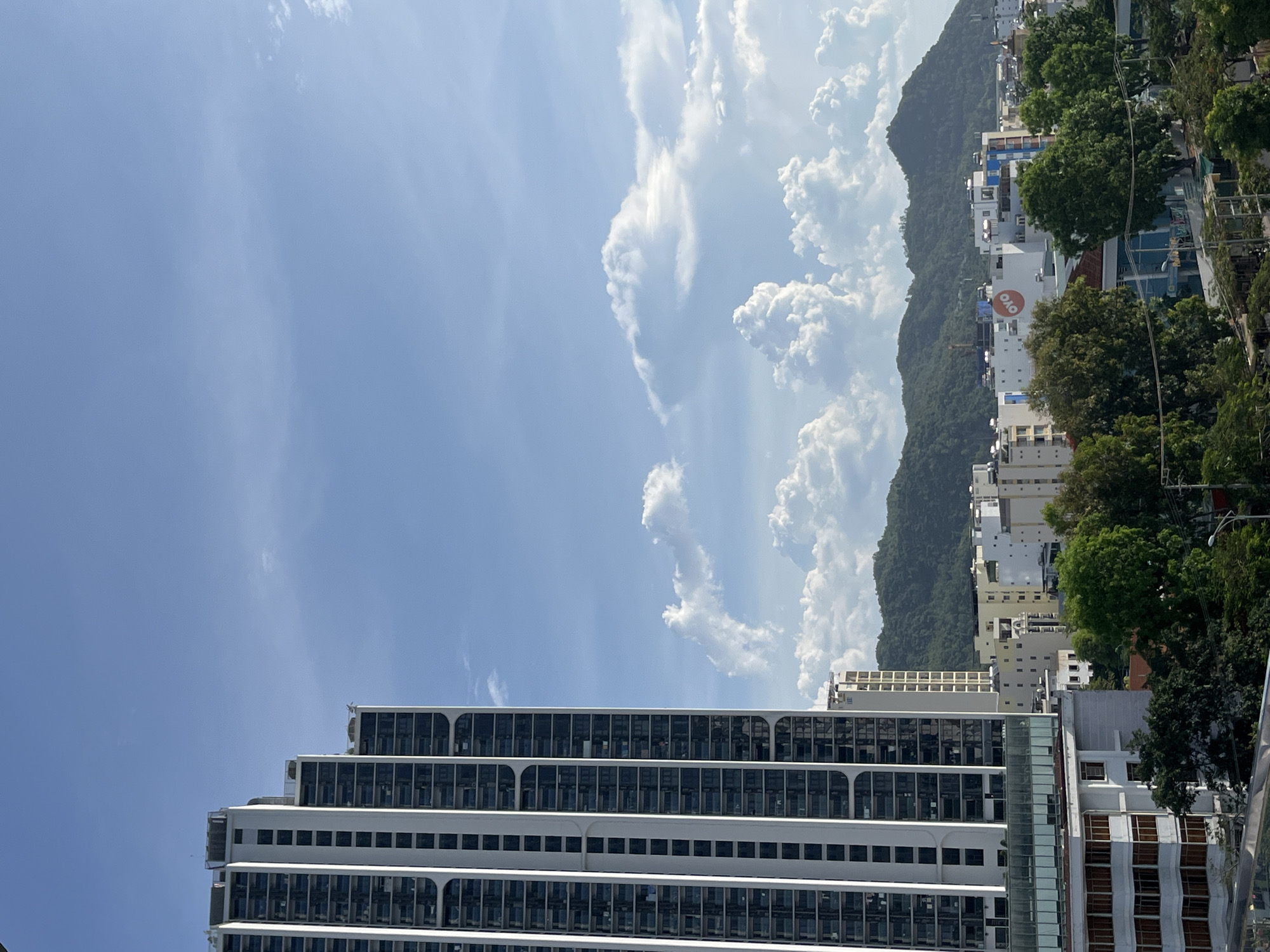 Morning life documented across Nha Trang's urban landscape