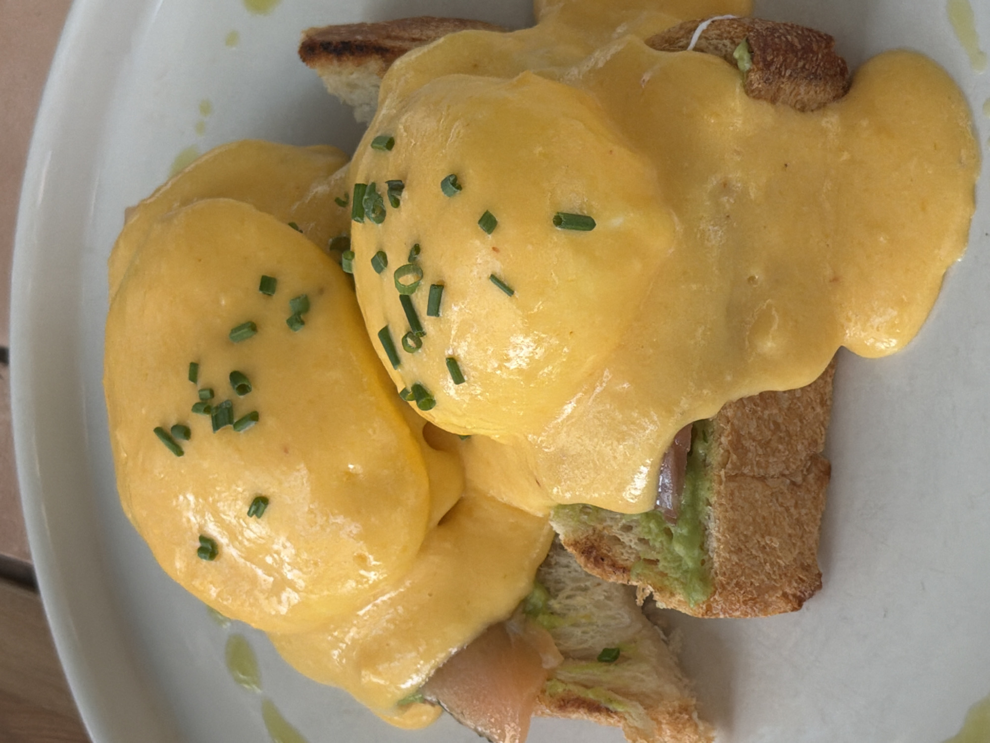Woman documents elaborate brunch experience at Moscow restaurant