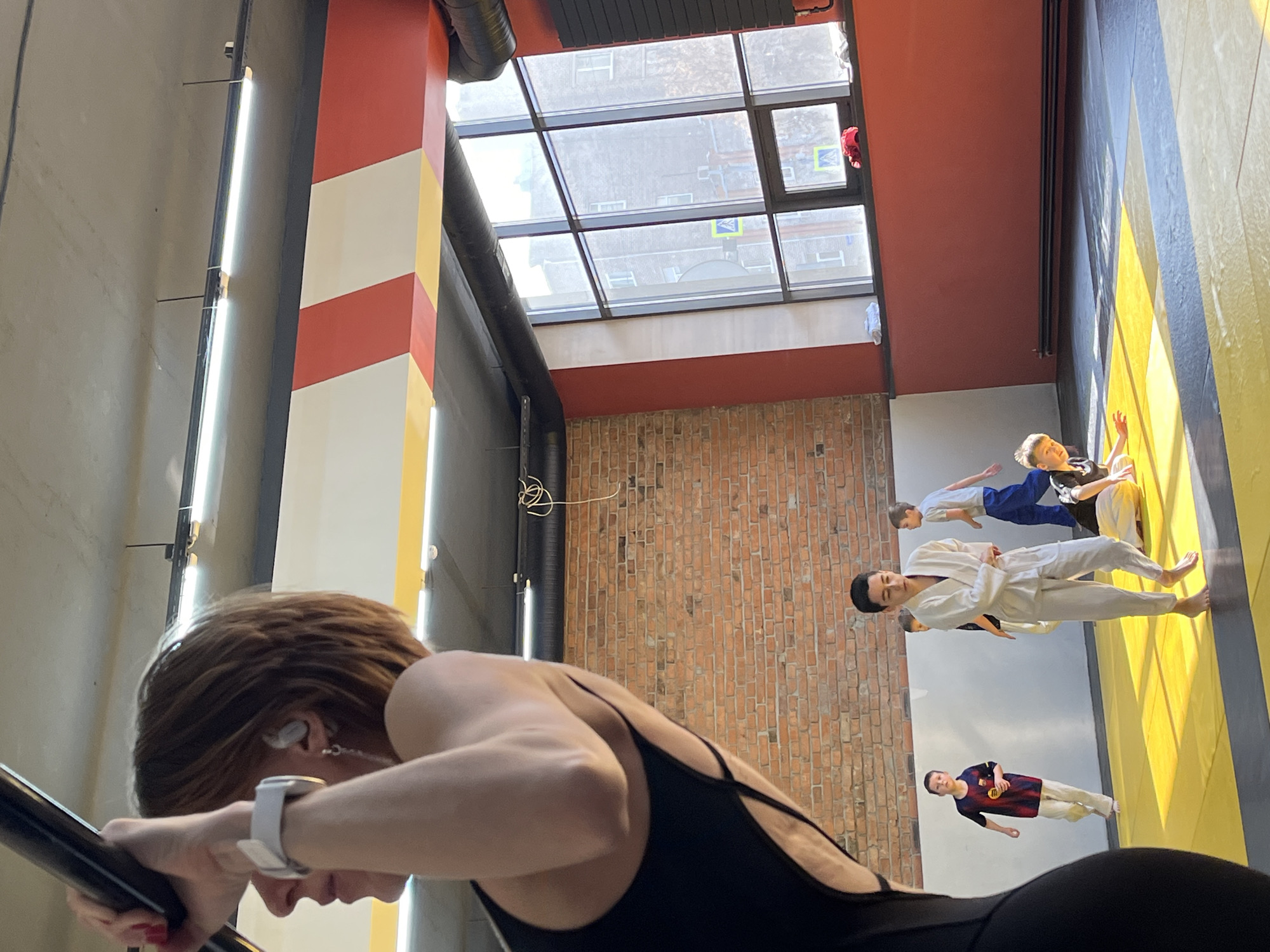 Daily life documented across Krasnoyarsk residential areas and gyms