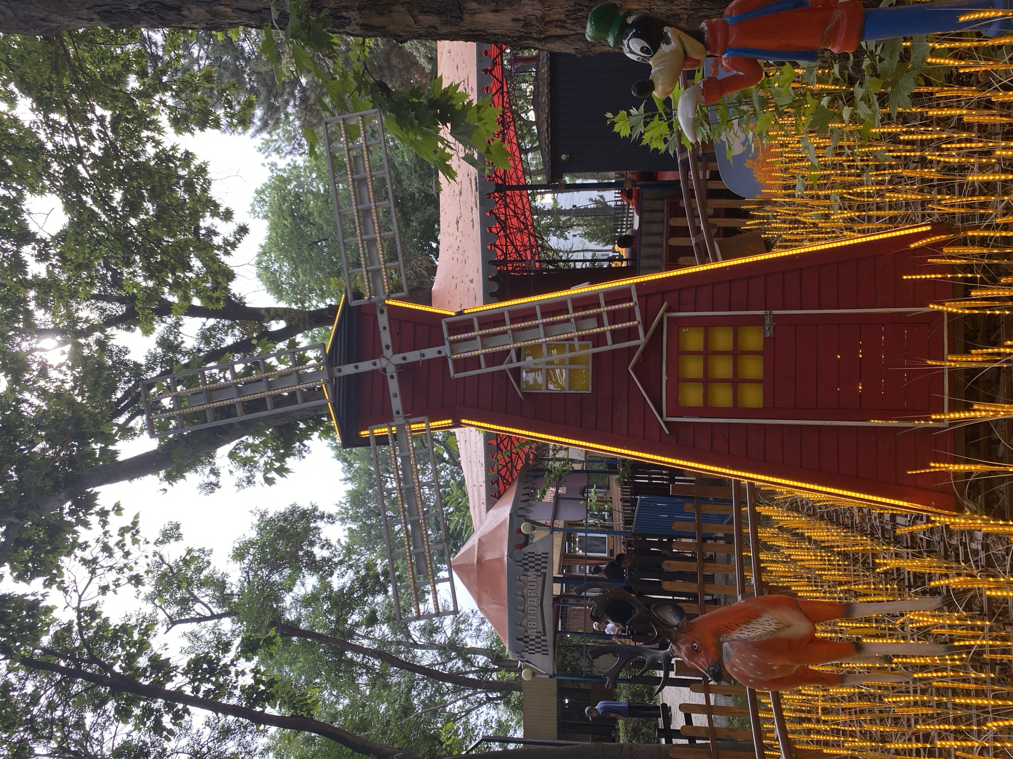 Exploring Bishkek's amusement park and city center landmarks