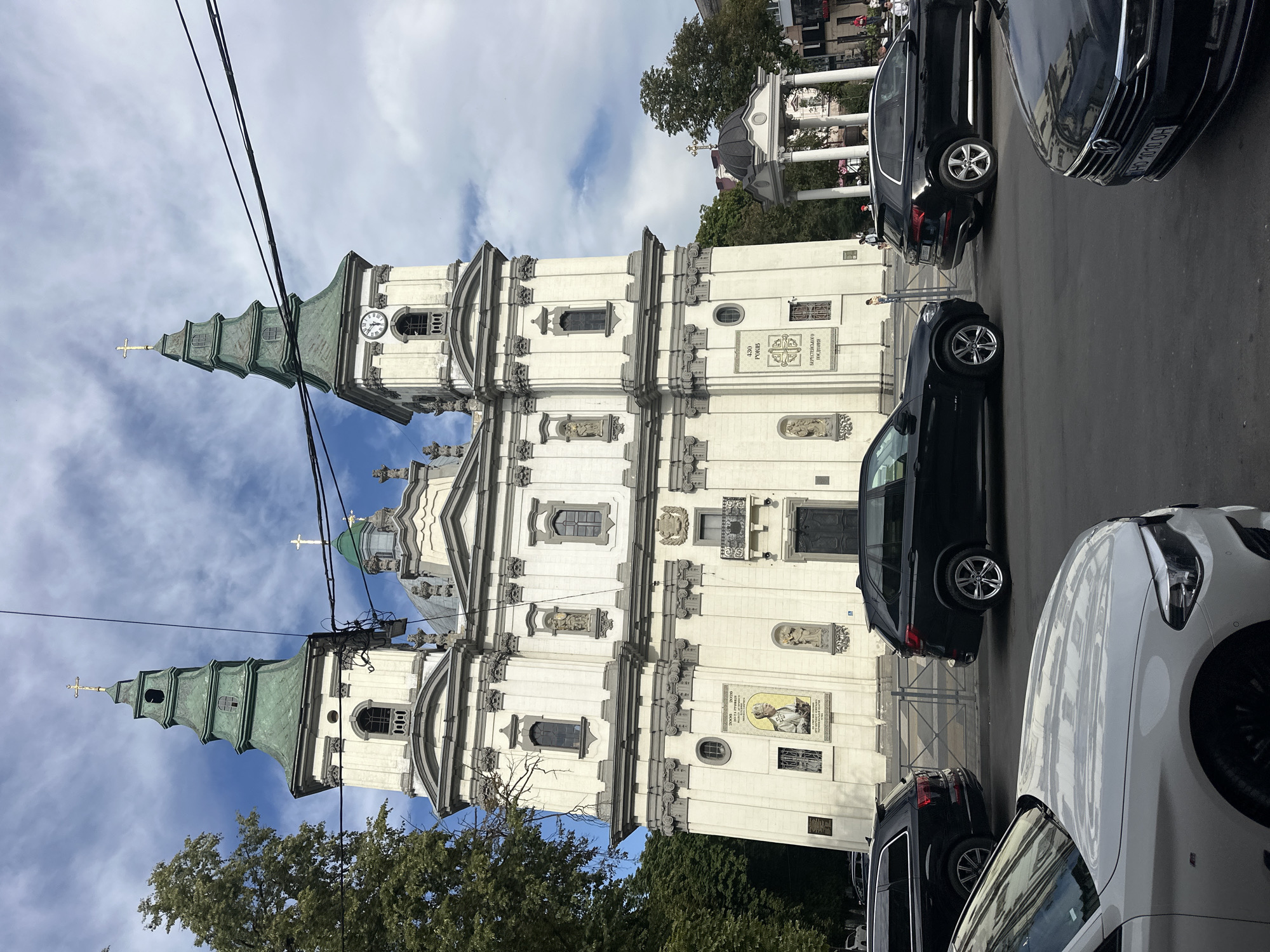 Street-level tour through Ternopil's historic city center