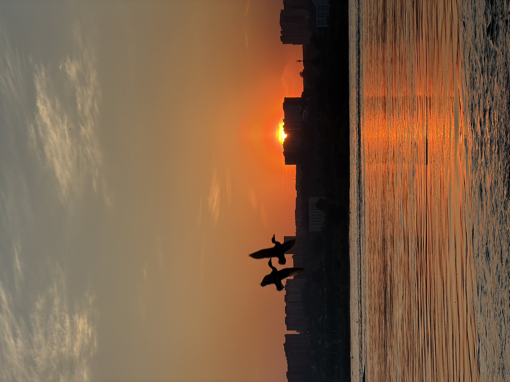 Sunset over Yenisei River captured by witnesses in Krasnoyarsk