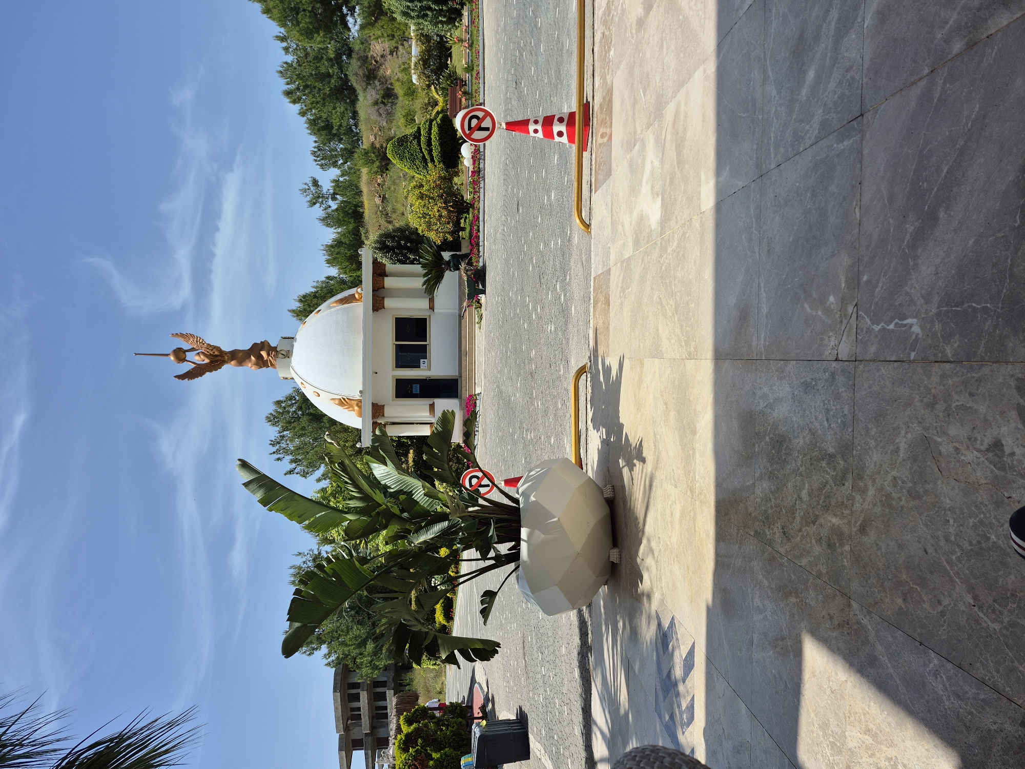Tourist documents morning tour of Alanya landmarks and facilities