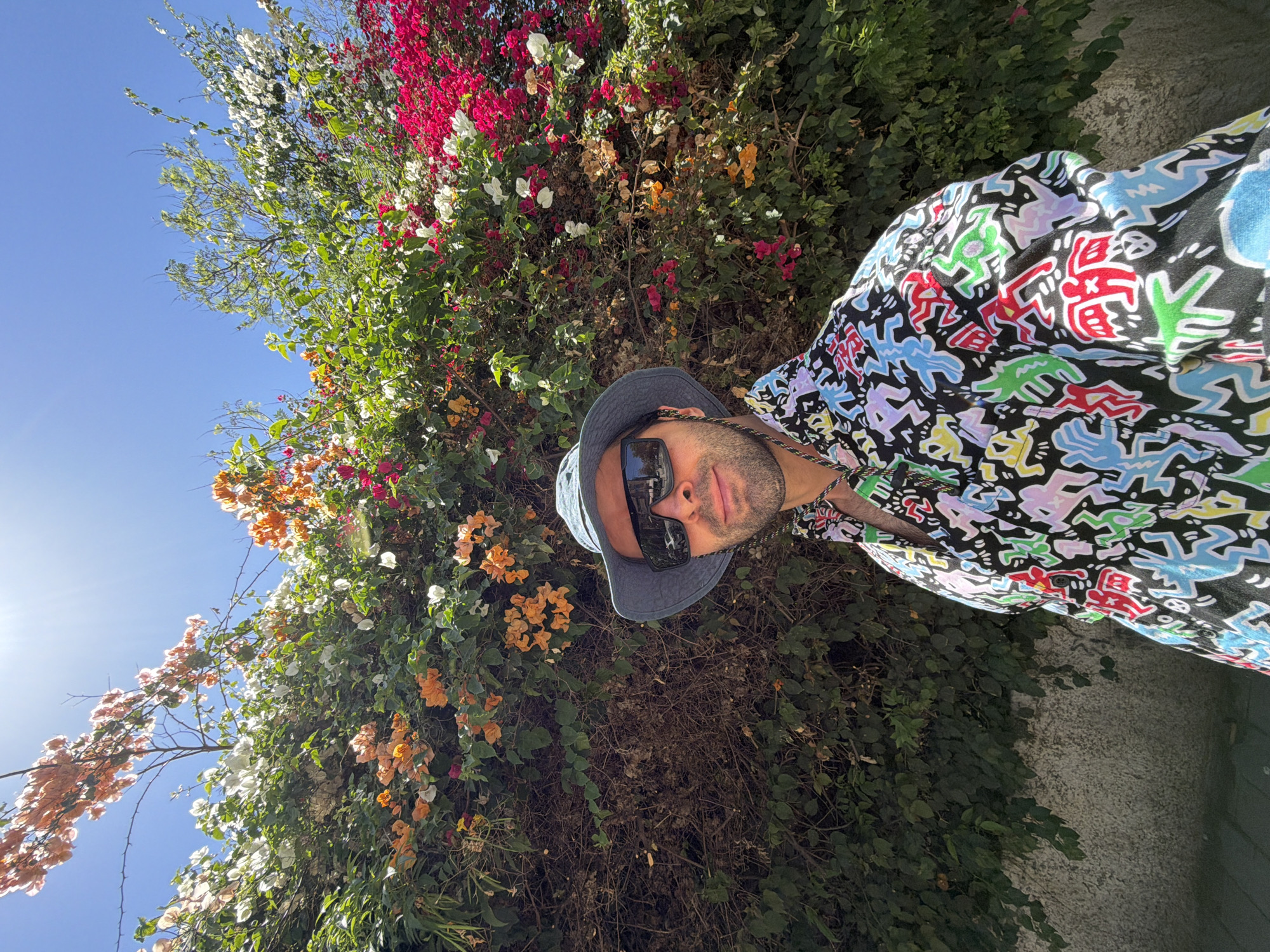 Casual daytime scenes documented across Tel Aviv