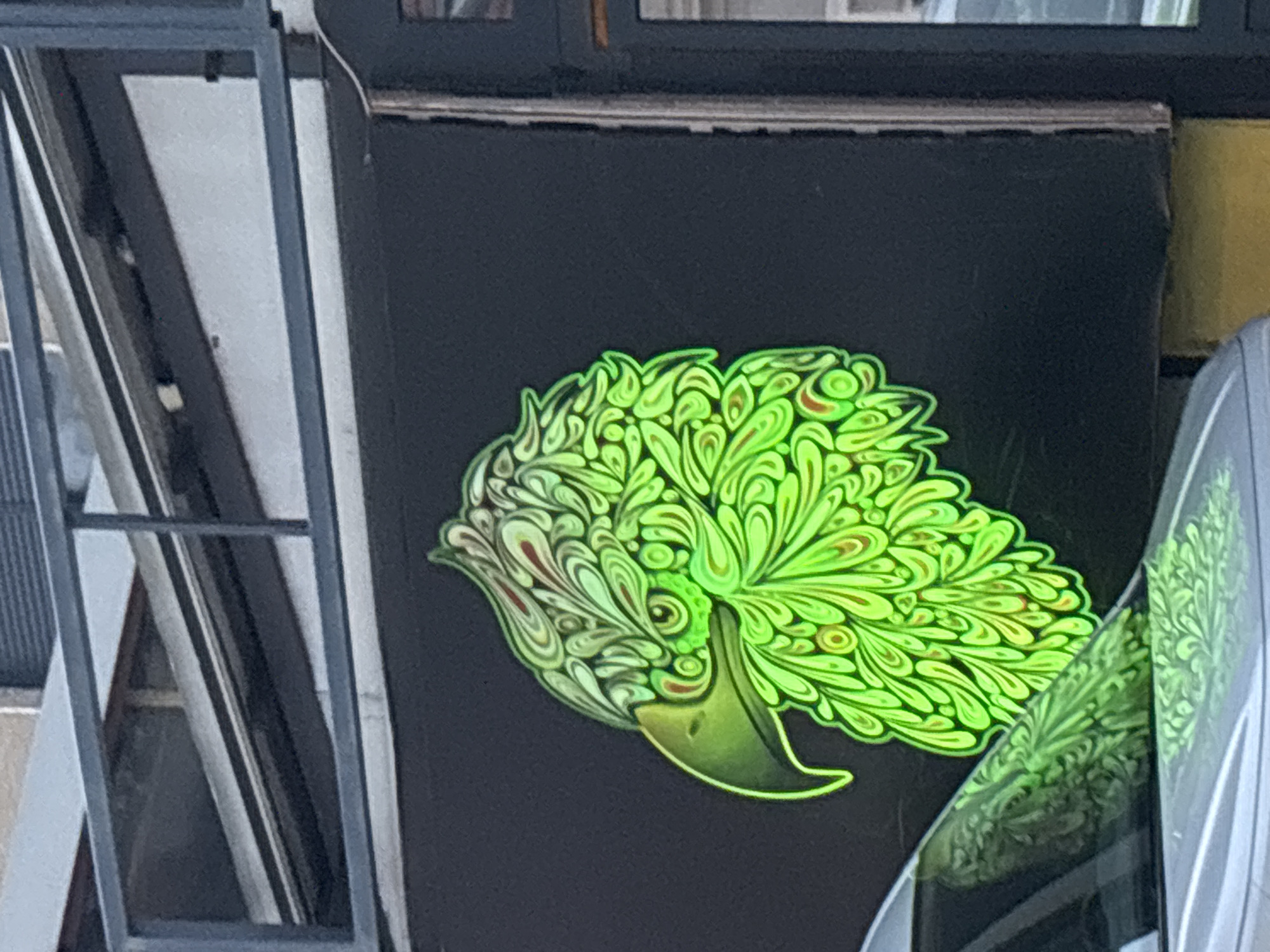 Green bird sign spotted on Zagreb building