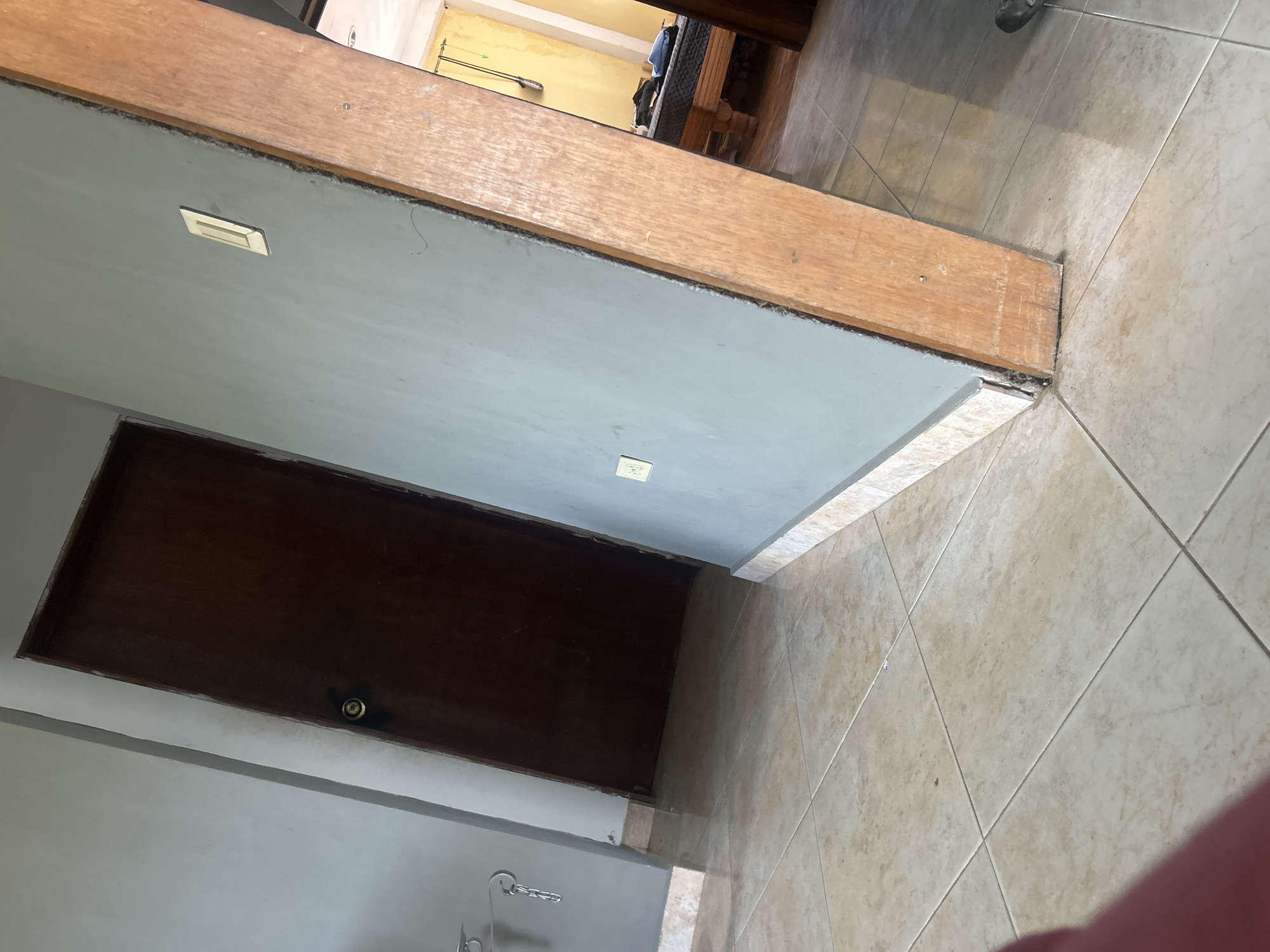 Casual indoor snapshots from a Venezuelan home, everyday details