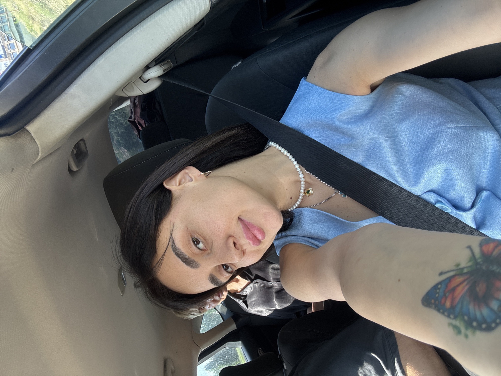 Morning drive through Tbilisi traffic, selfies and street scenes