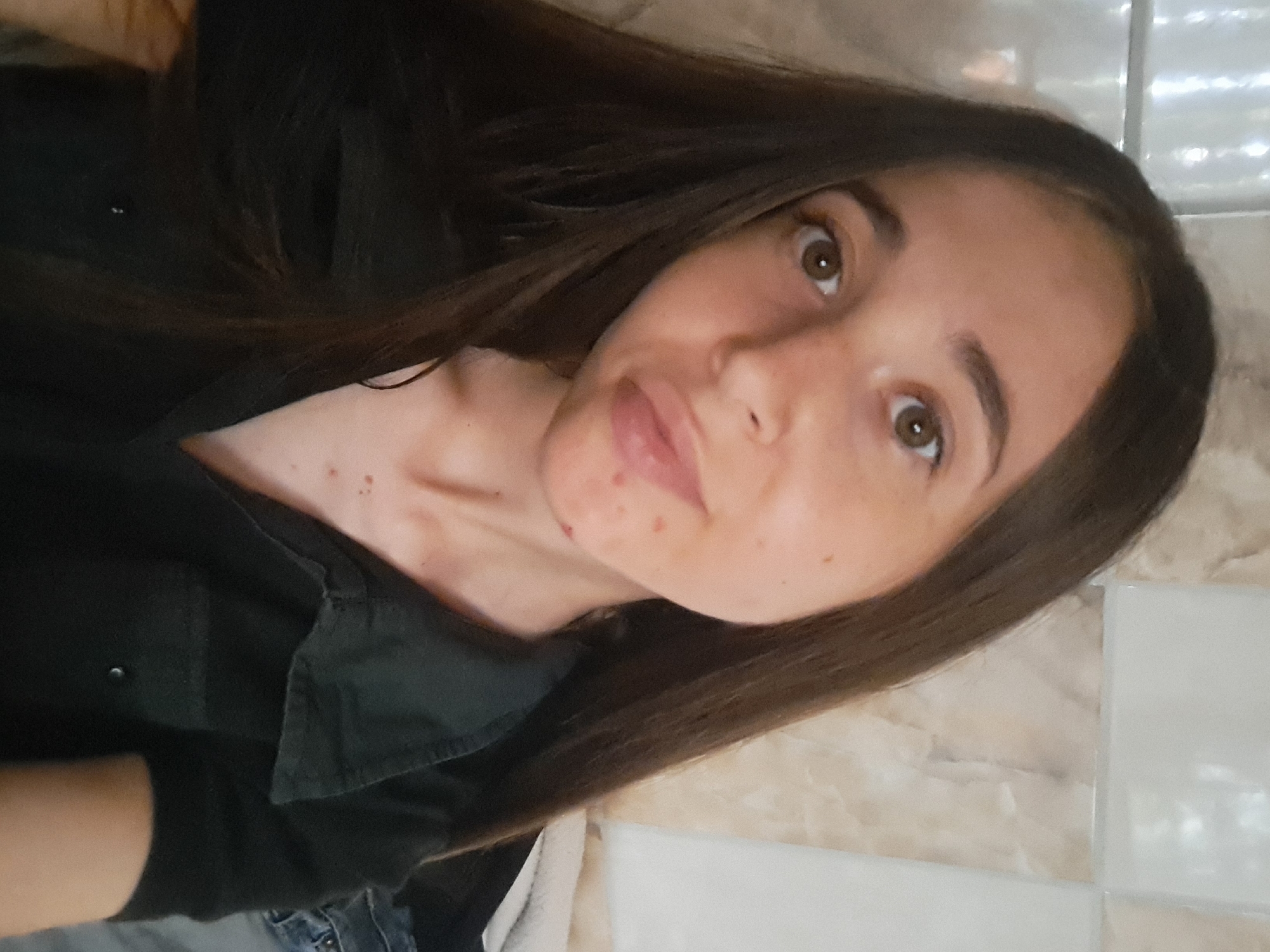 Selfie session in Vypasne with a garden and text card detours