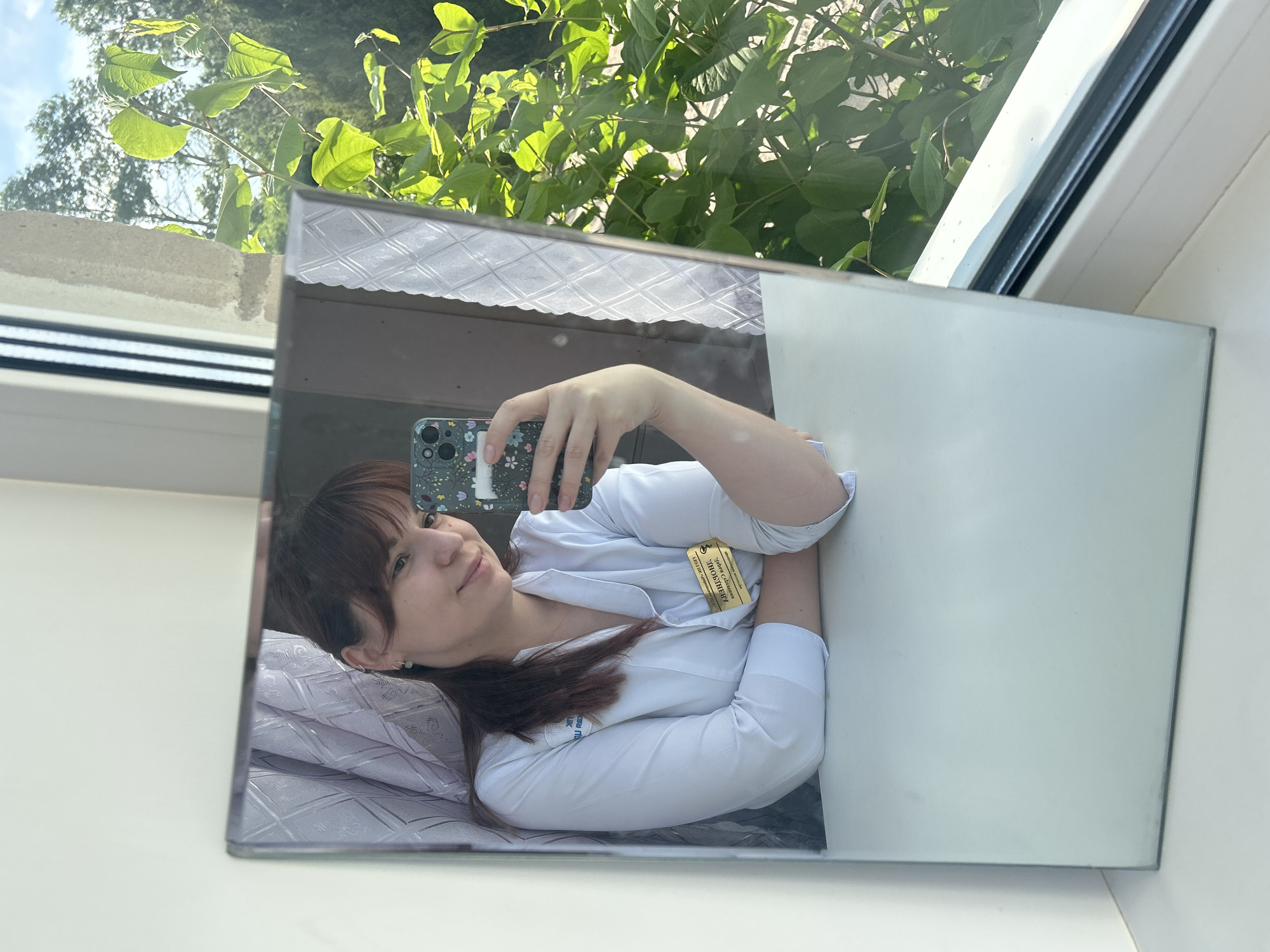 Russian Healthcare Worker Documents Late Night Shift Break