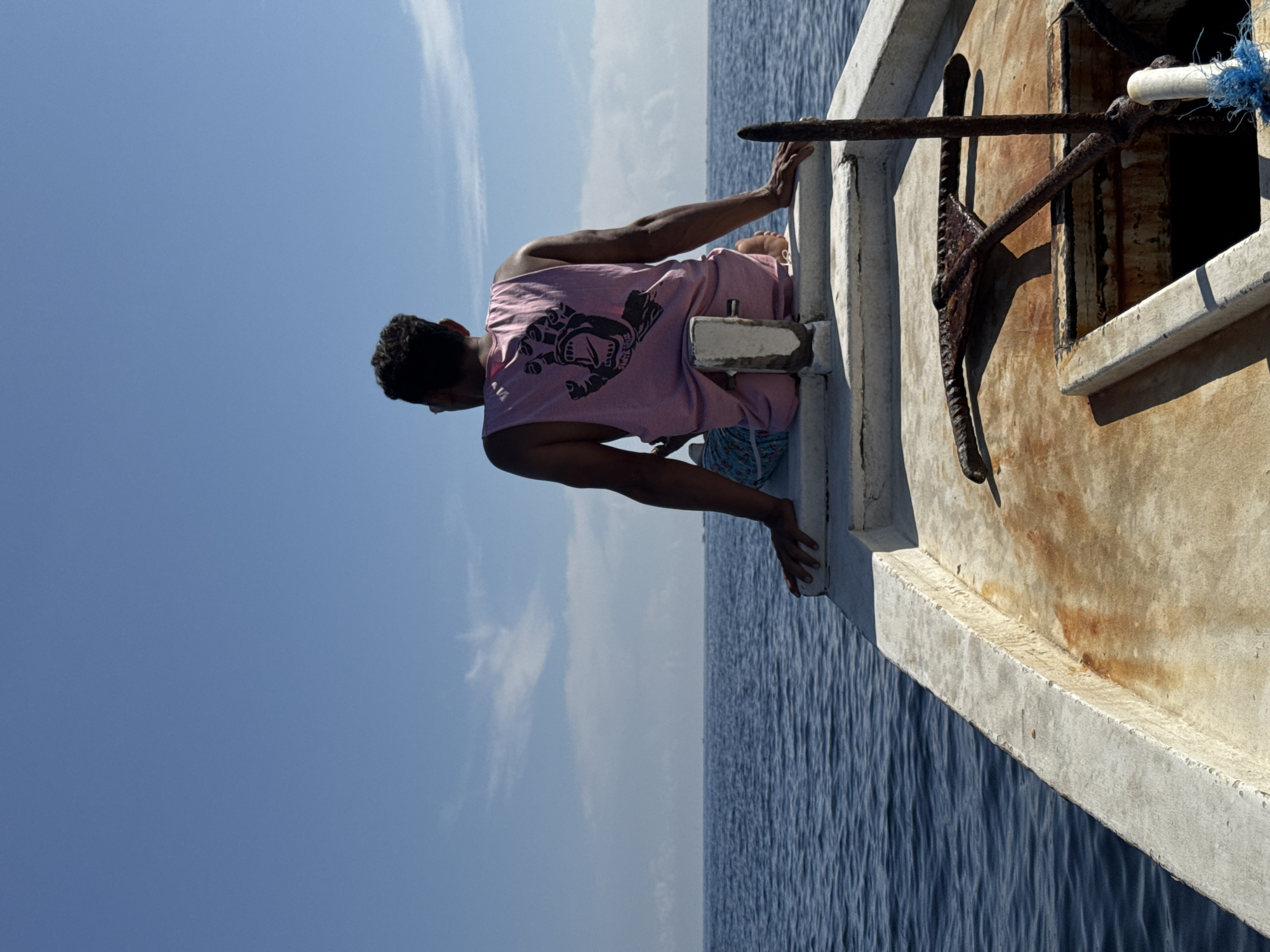 Boat outing captured in Indonesian waters on sunny day