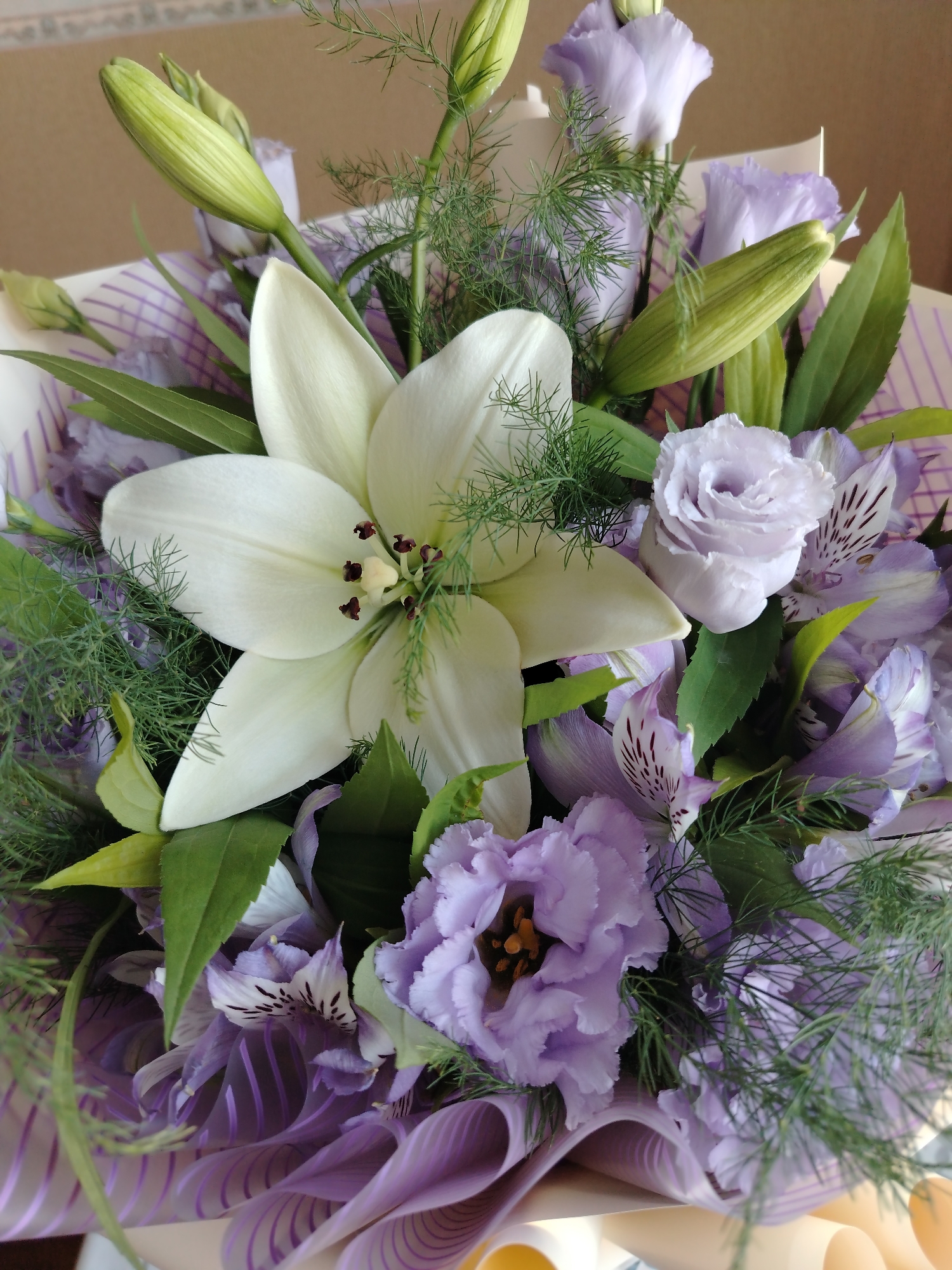 Balloons, flowers, and confetti: a party coming together