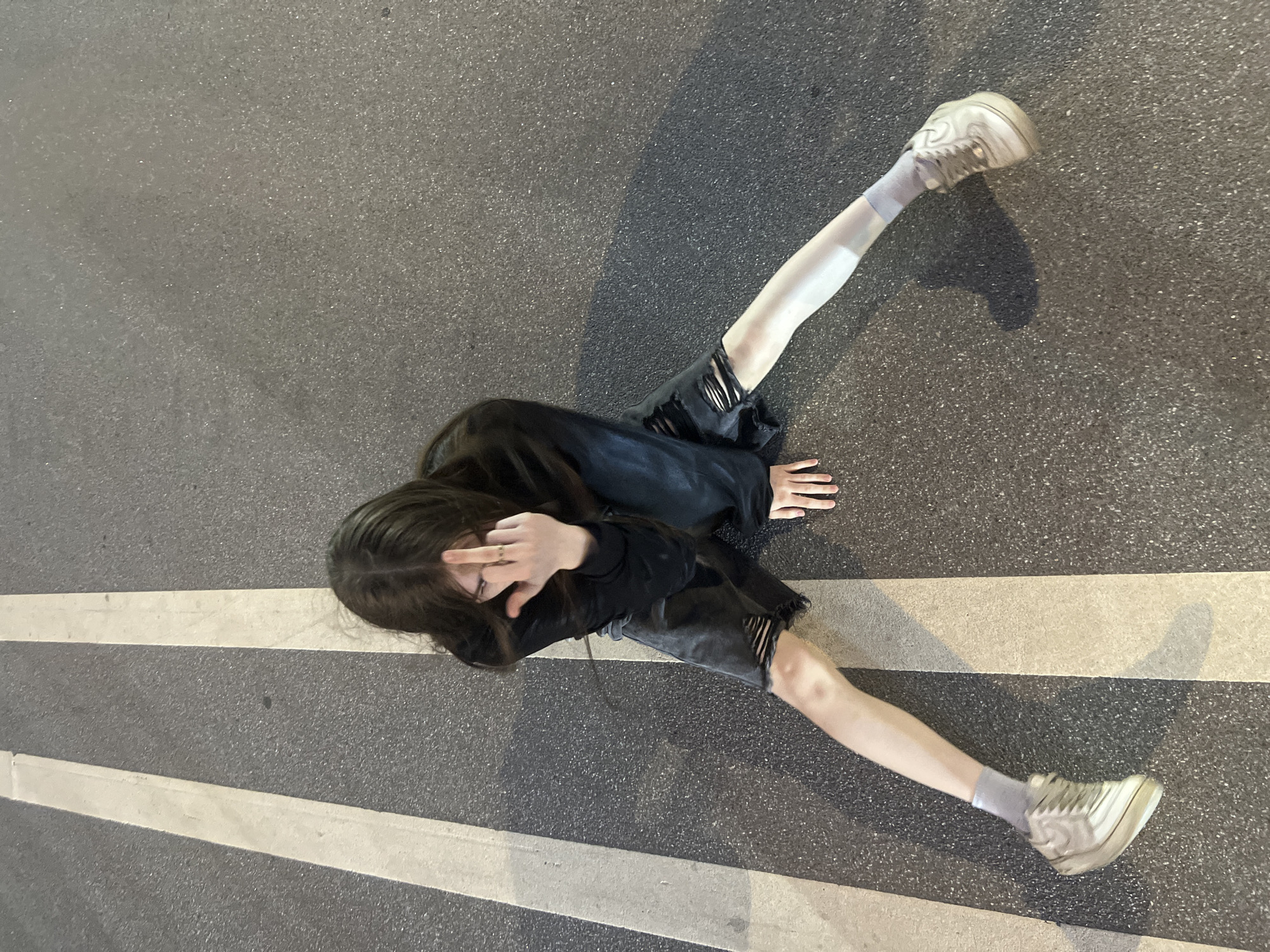 Evening stroll documented across Saint Petersburg neighborhoods during twilight