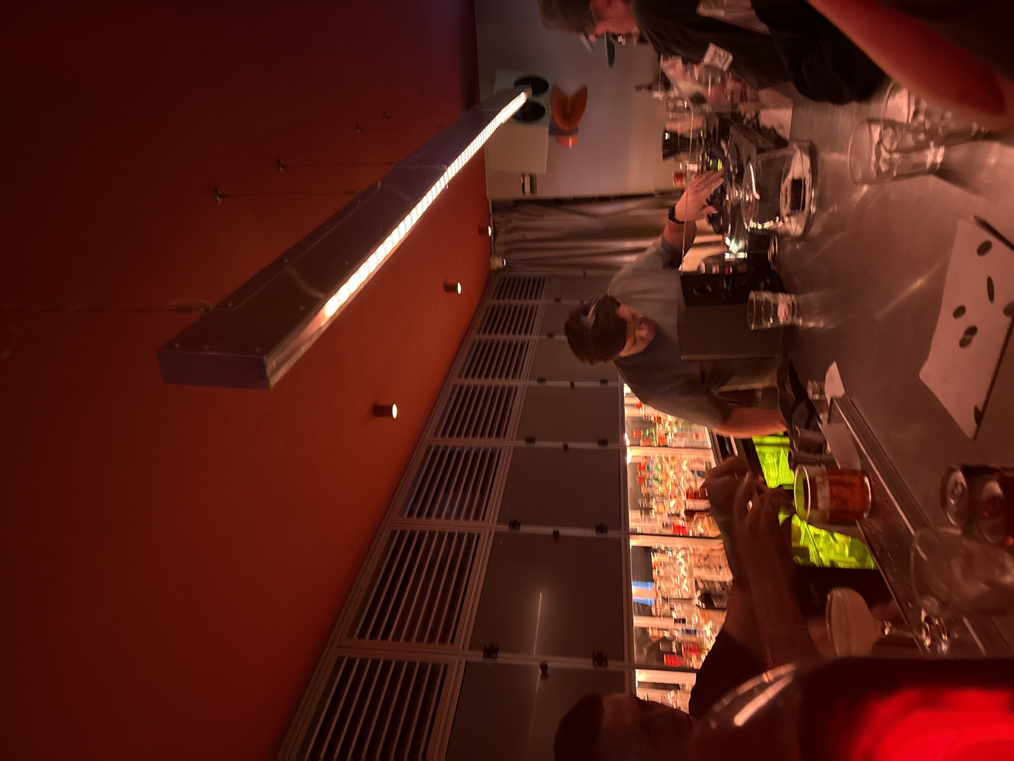 Early morning bar scenes documented in Mexico City