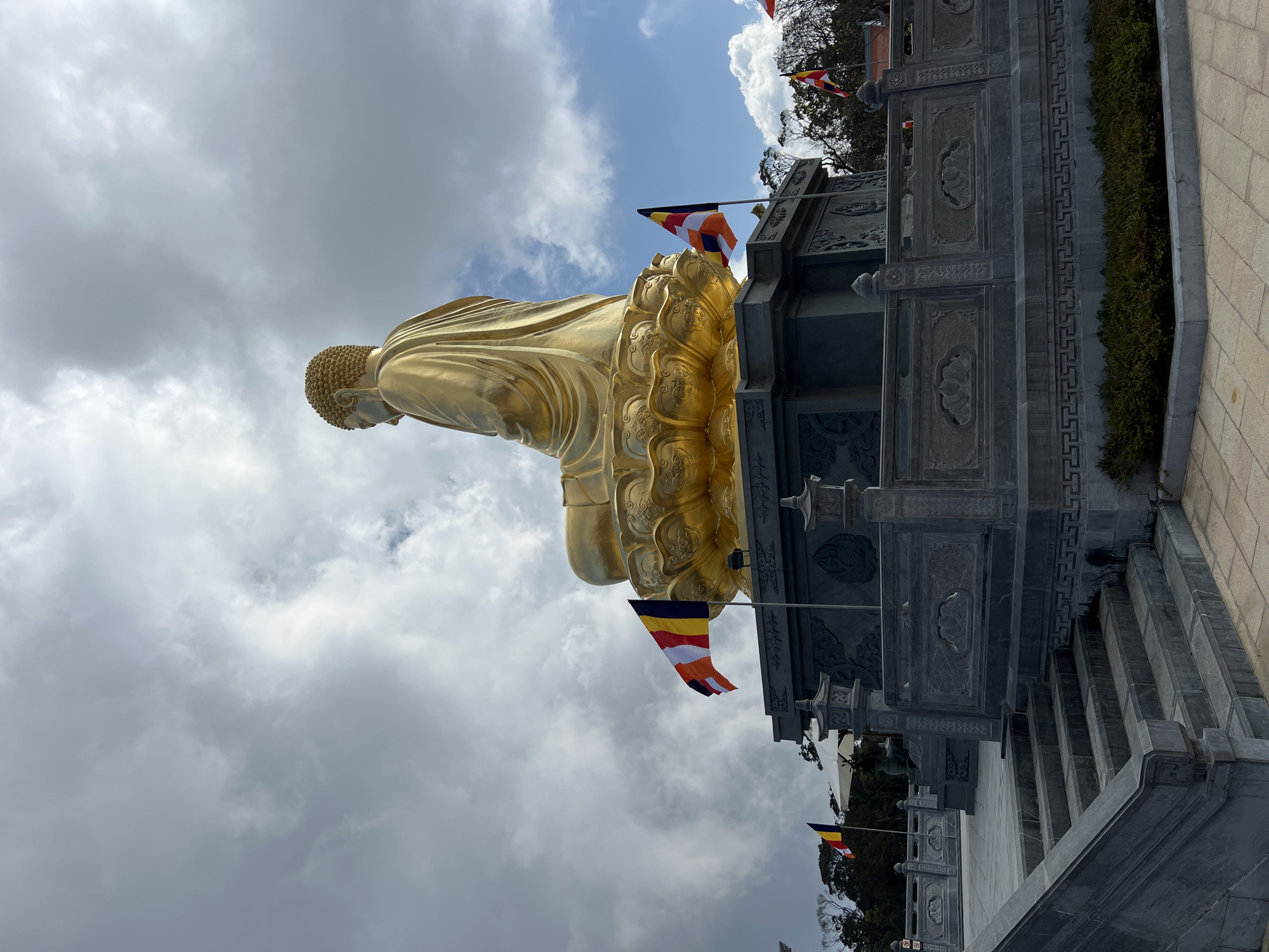 Vietnam temple complexes documented across multiple Buddhist sites