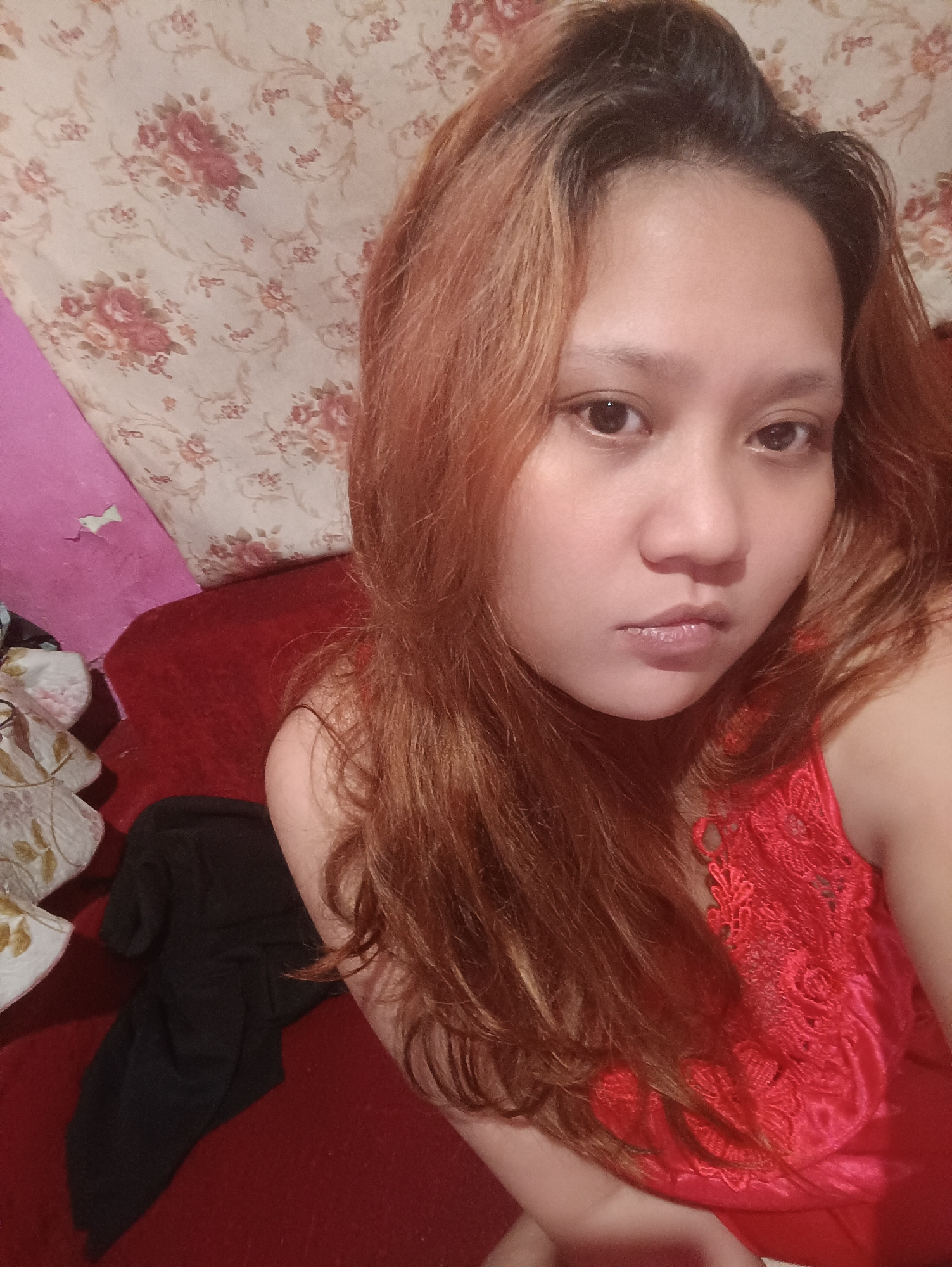 Bedroom selfie session in Depok marks a personal first