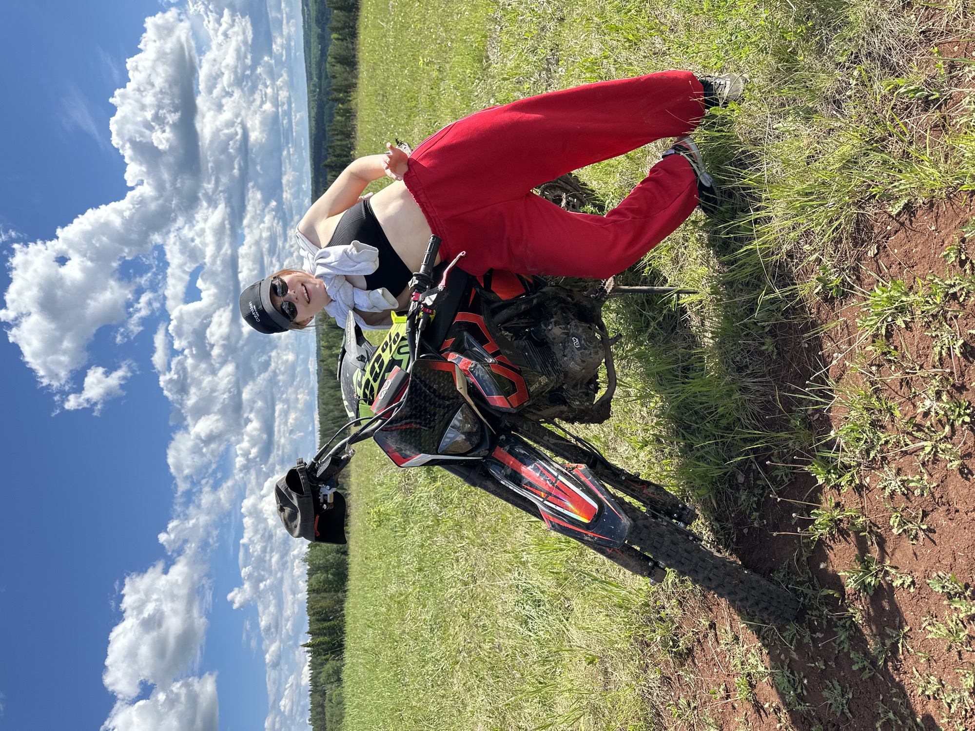 Dirt biking group gathers in Russian fields for off-road recreation