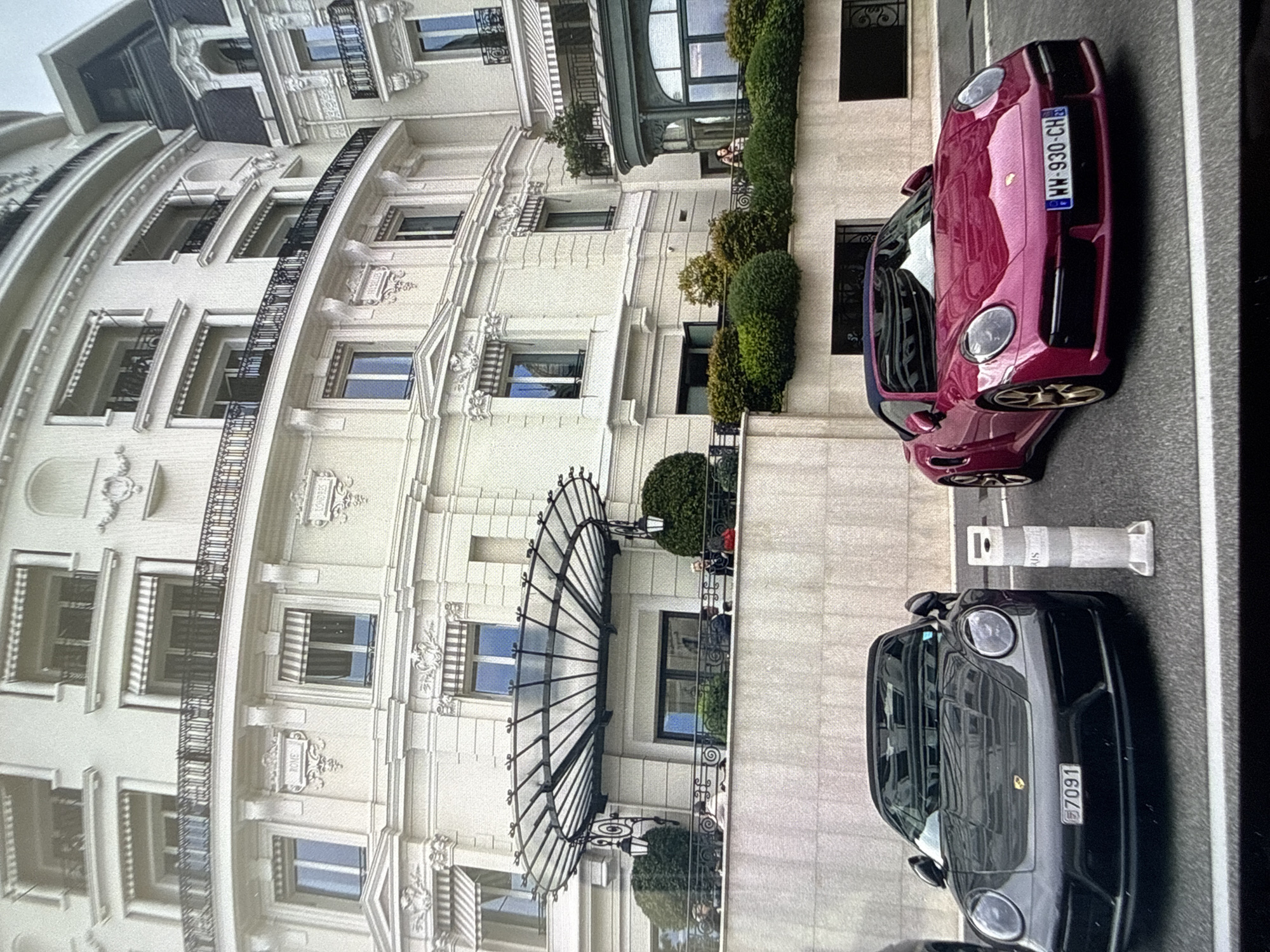 Morning street scenes and car interiors documented in Sofia