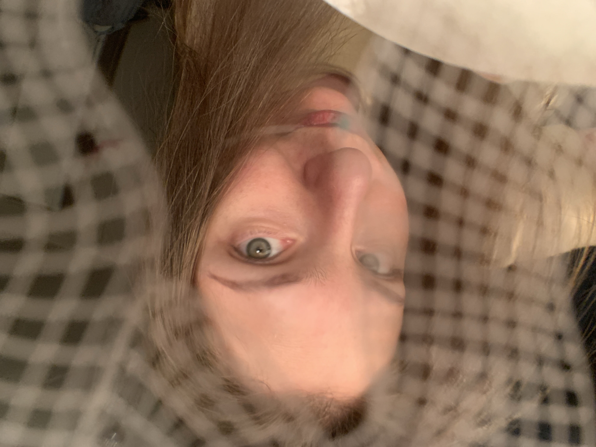 Woman photographed in upside-down selfies in Chaikovsky, Russia