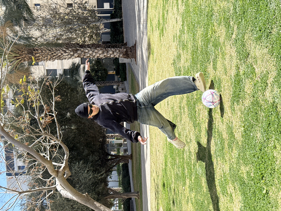 Morning park activities captured across Tel-Aviv green space