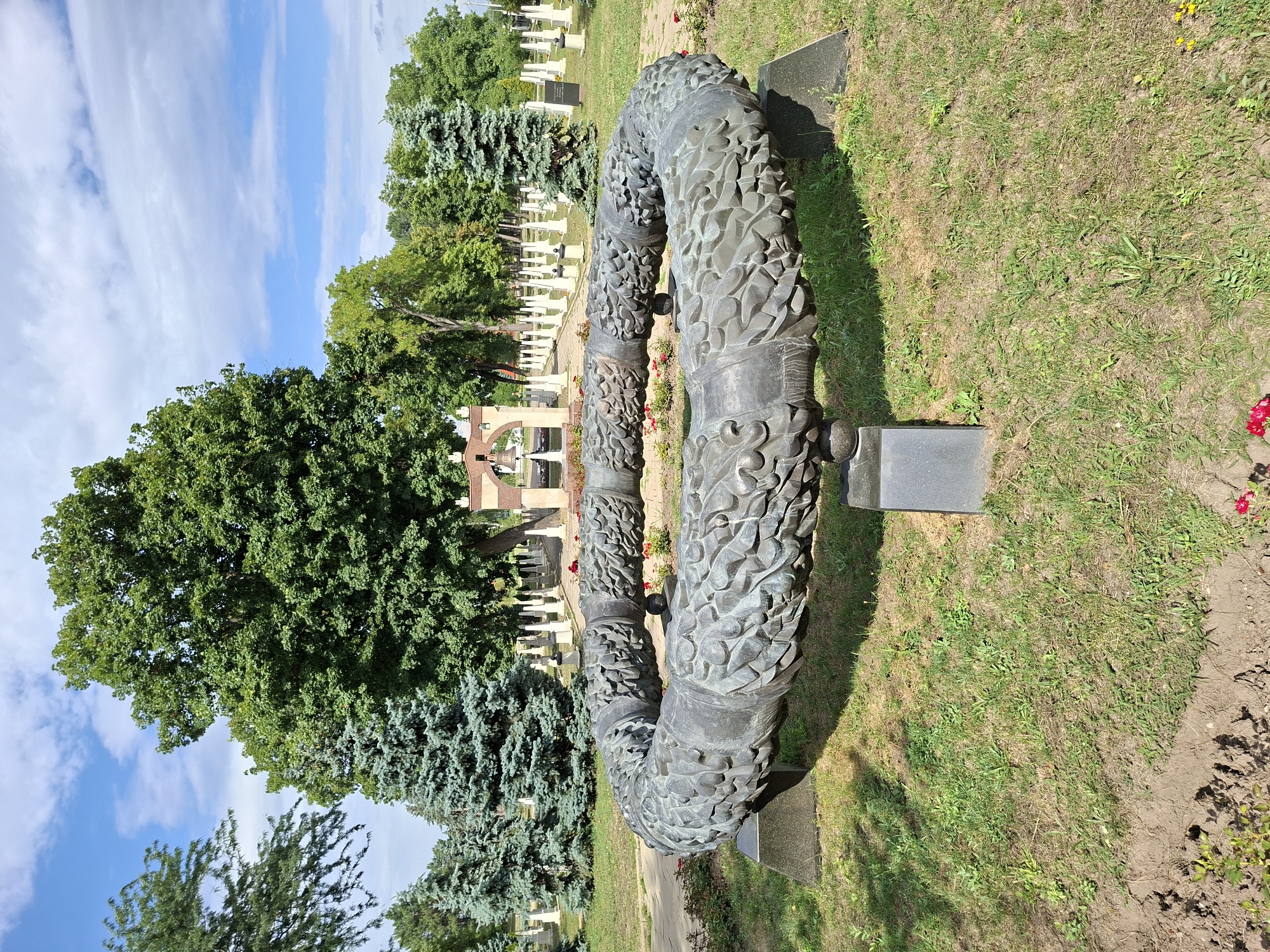 Walking through Chișinău's Victory Memorial complex and military cemetery