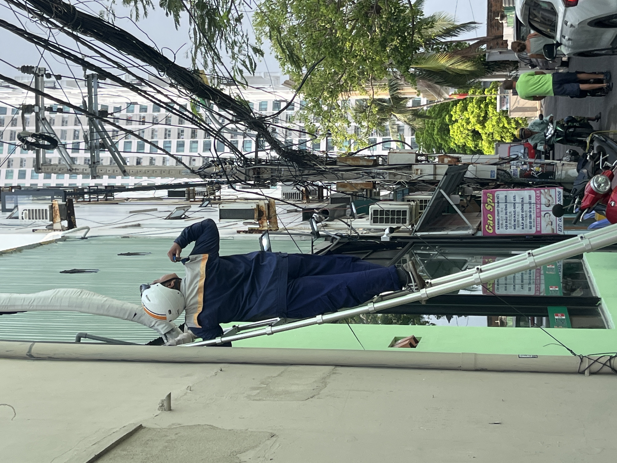 Daily life documented across Bac Nha Trang Ward, Vietnam