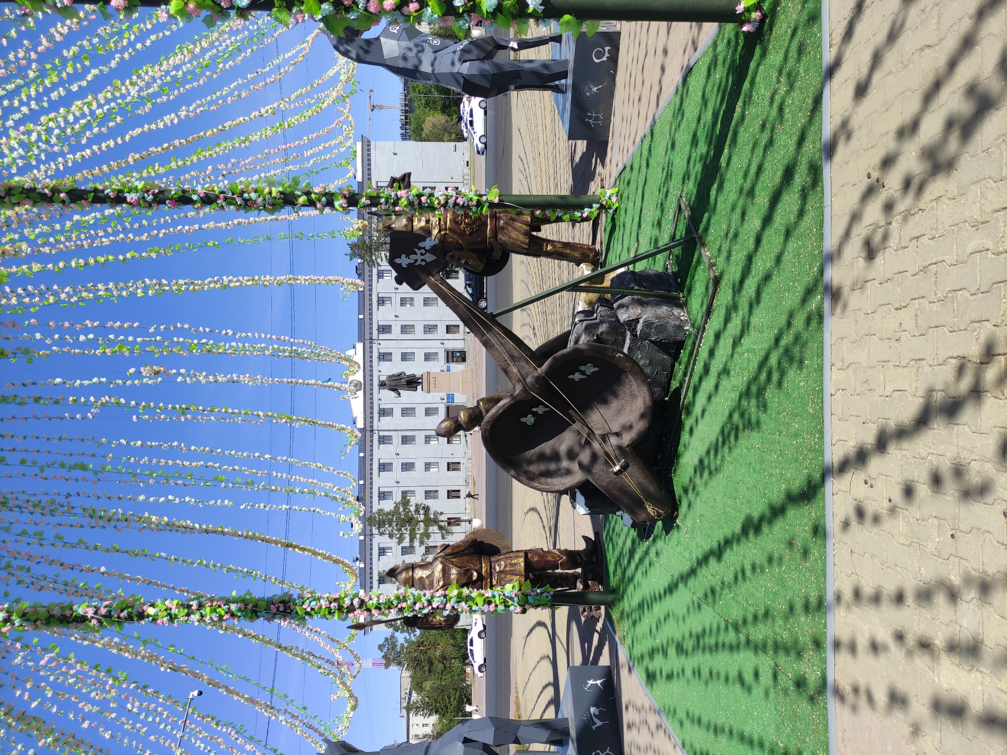 Morning walk through Pavlodar's memorials and parks documented