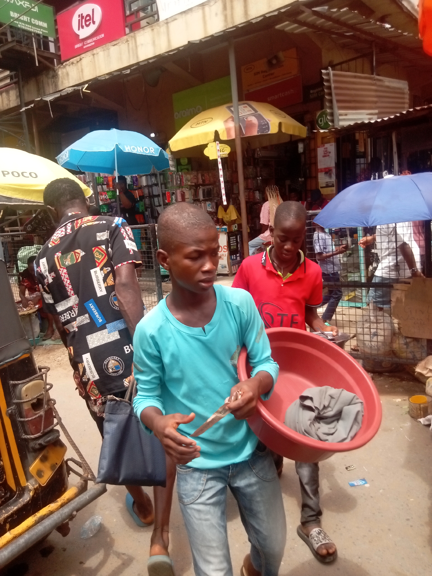 Daytime street market activity observed in Fegge, Nigeria
