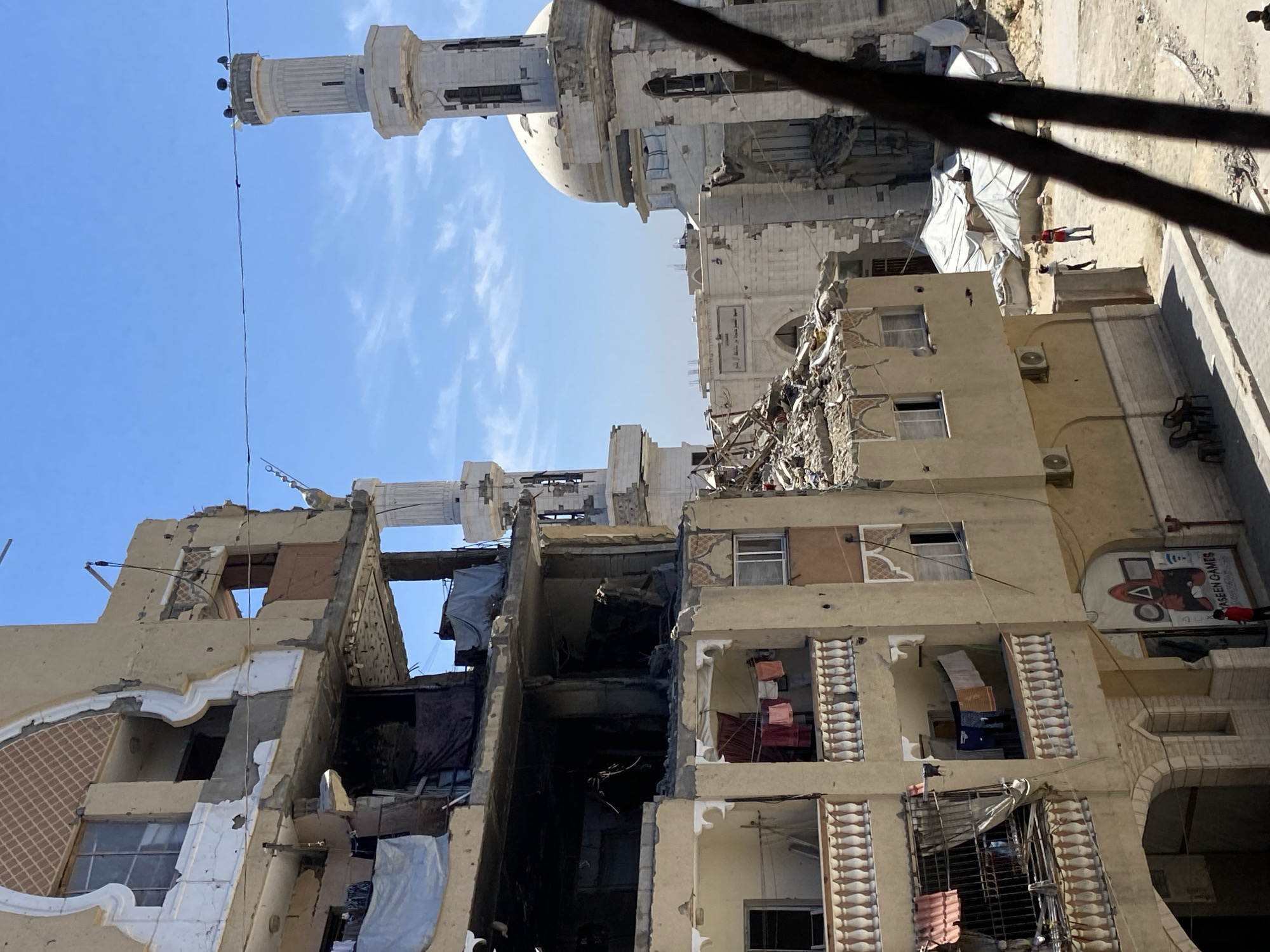 Khan Yunis witness documents destruction and daily life activities