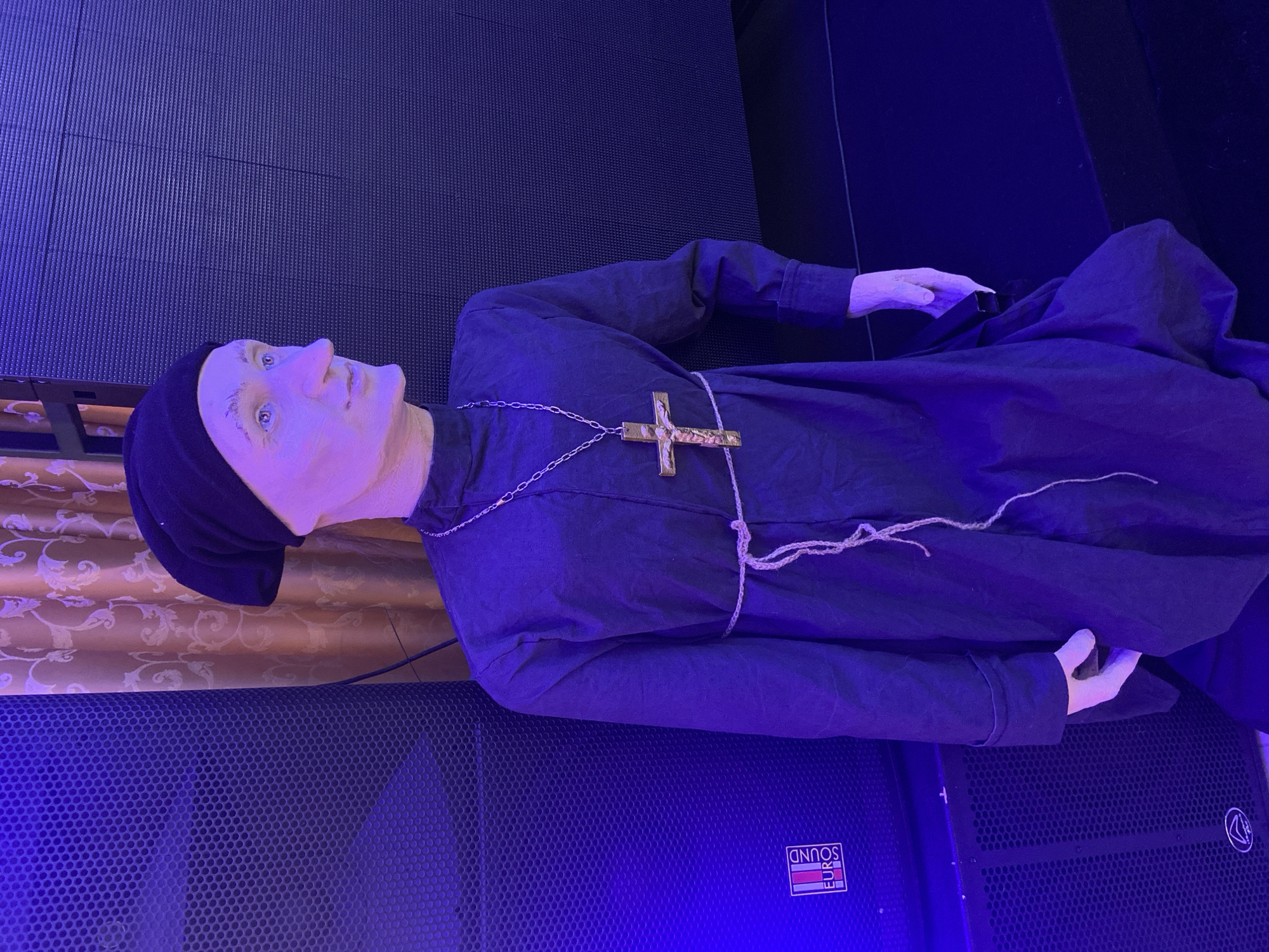 Decorative mannequin and doll displays documented in Chaikovsky, Russia