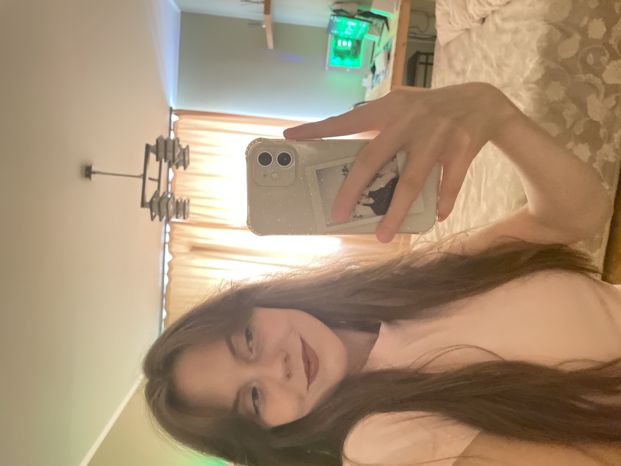 Morning routine selfies and makeup in a Ufa apartment