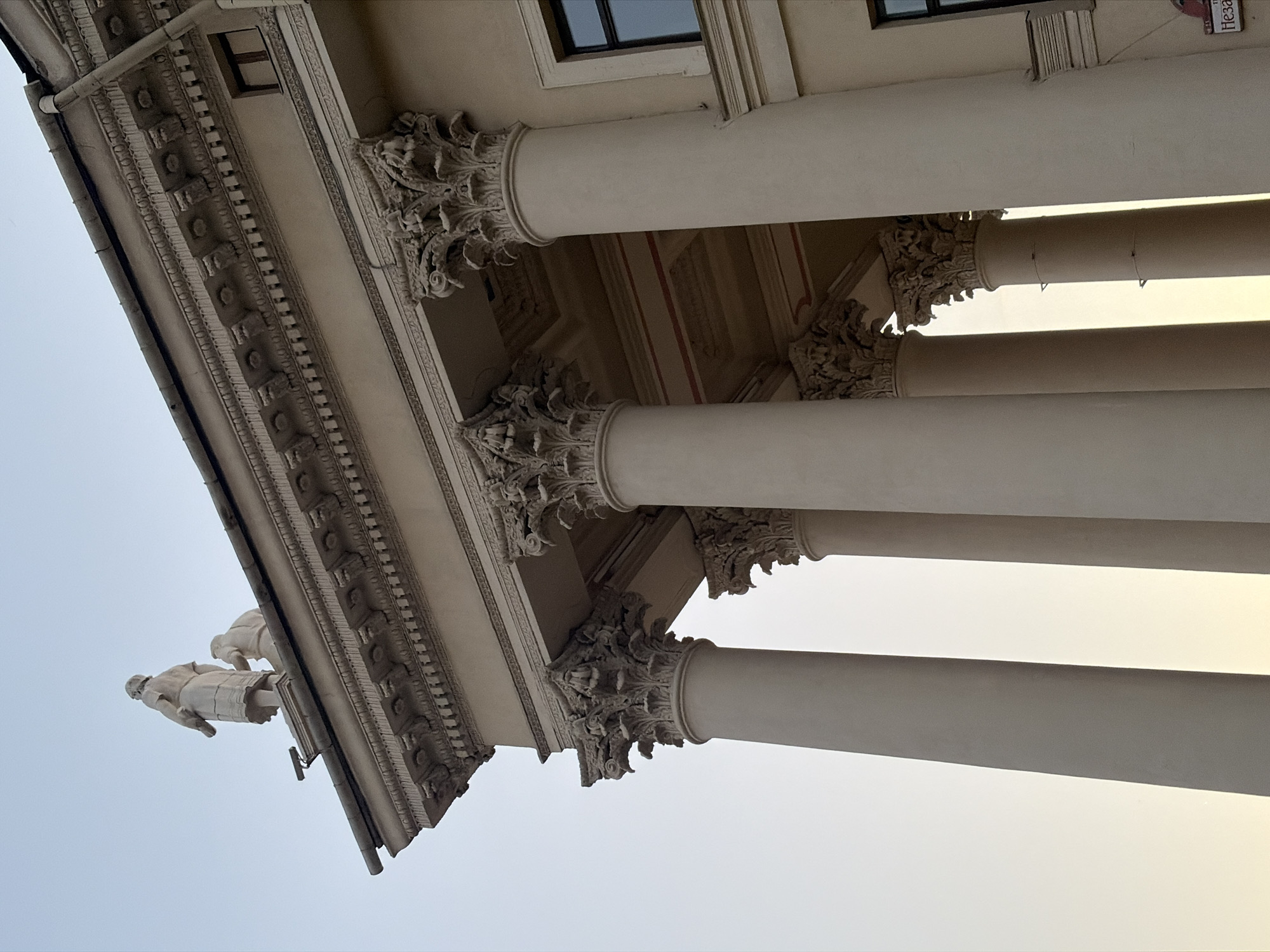 Afternoon out in Minsk: architecture, streets, and a shopping stop