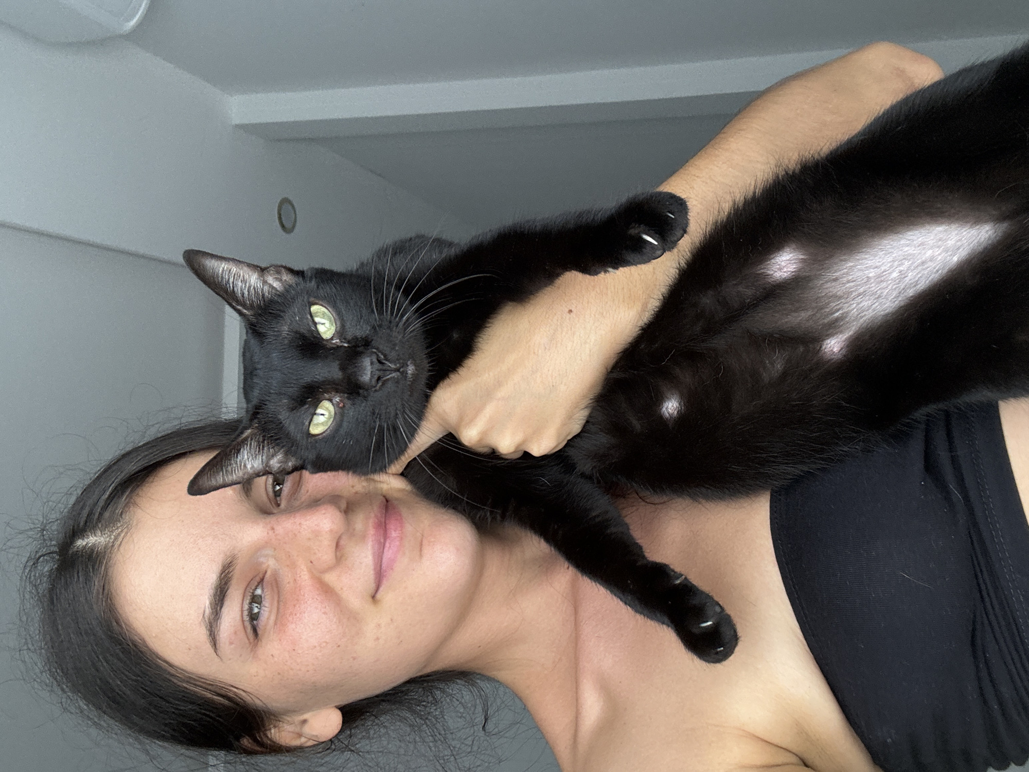Lazy morning in Mũi Né with a black cat and good vibes