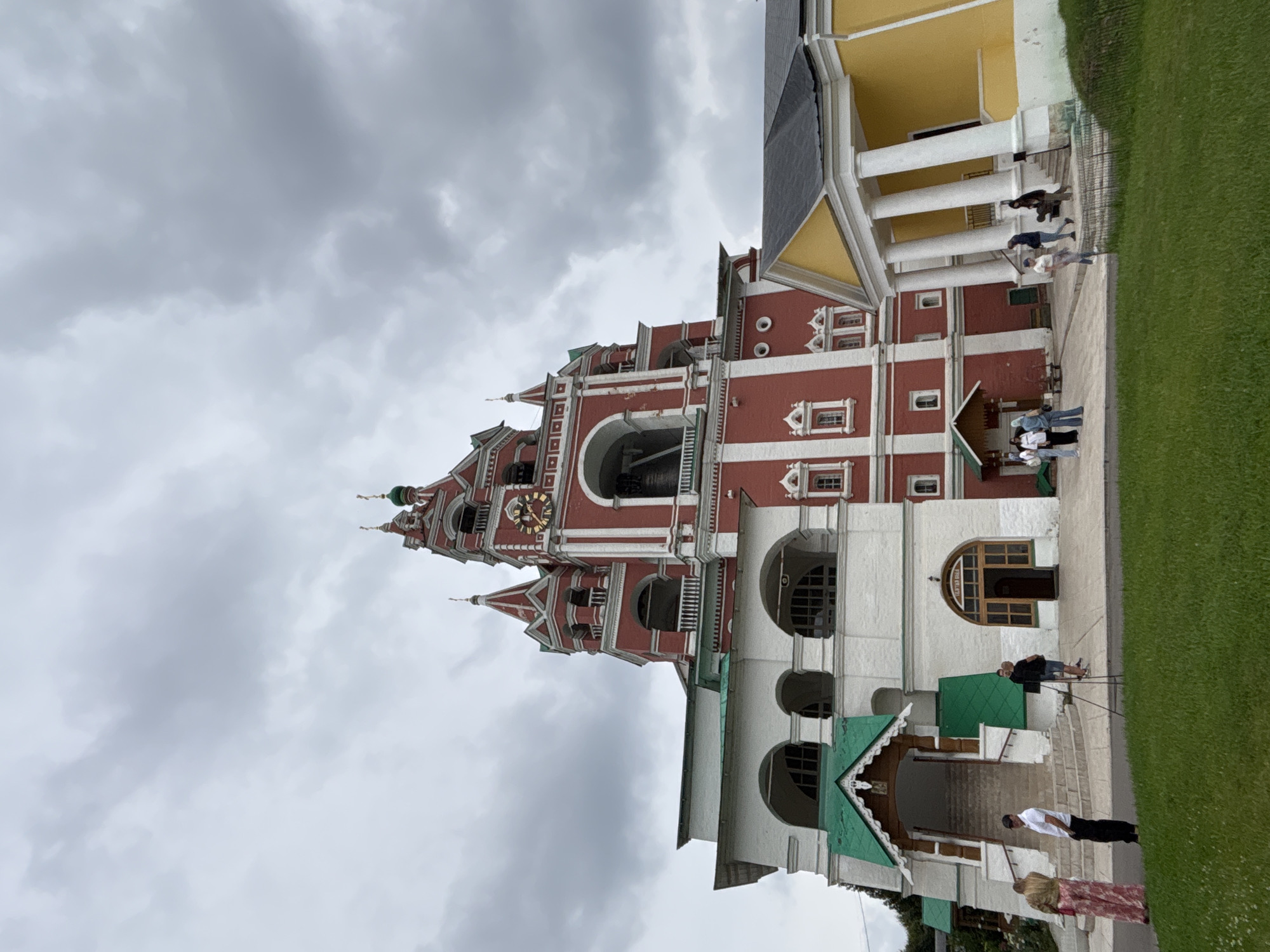Summer morning at Zvenigorod's Savvino-Storozhevsky Monastery
